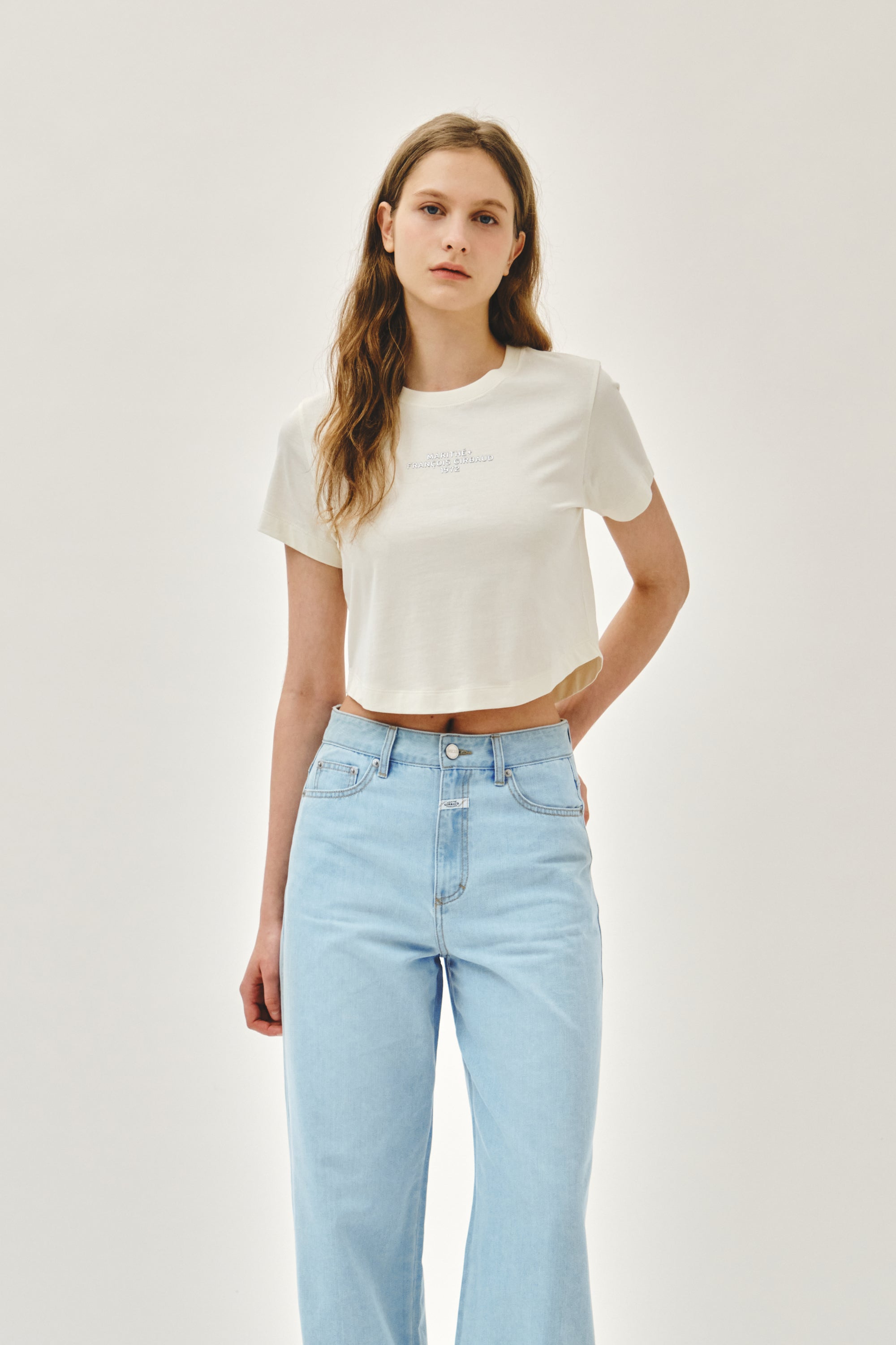 W Silver Lettering Crop Tee Ivory