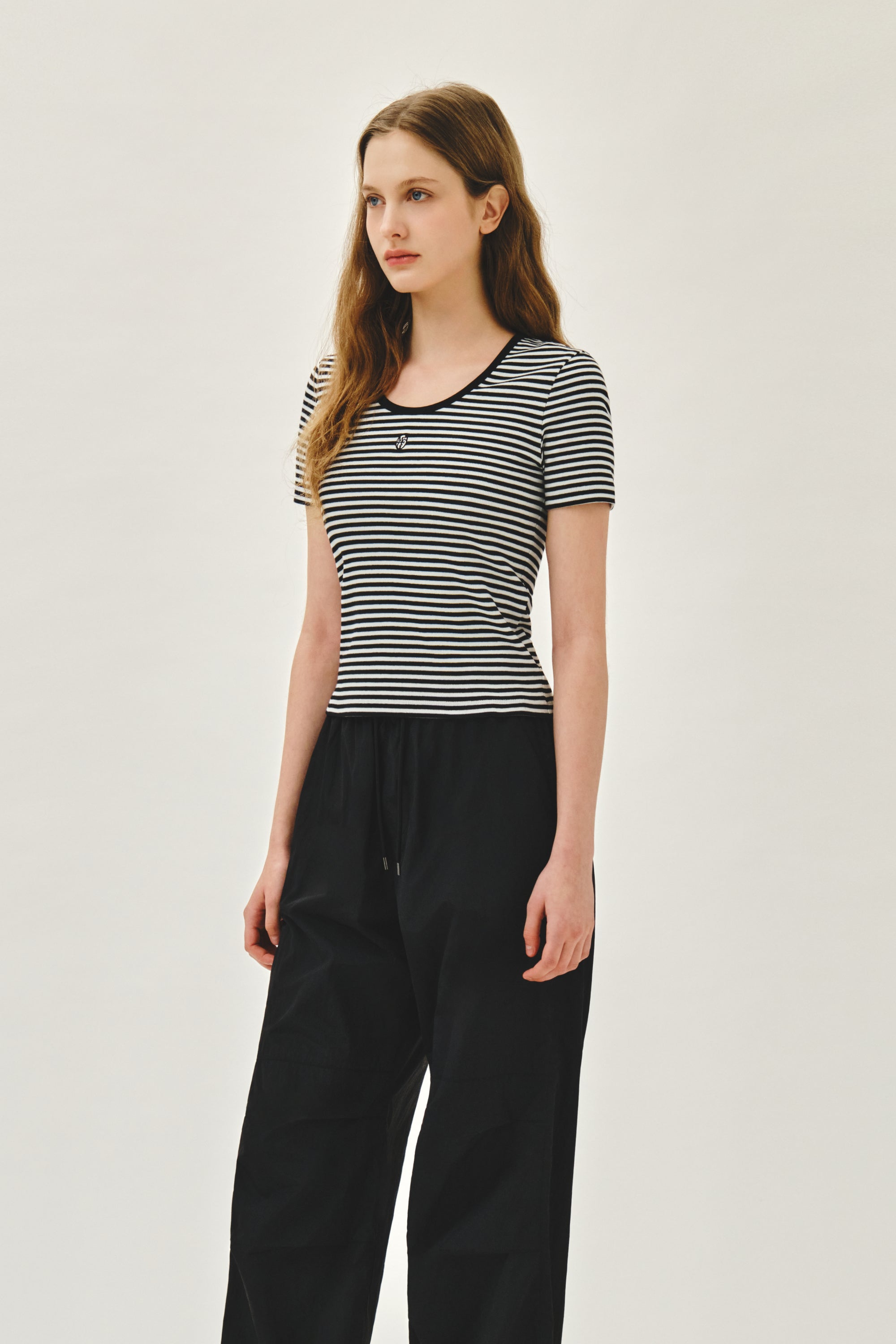 W Deep Neck Ringer Tee Black