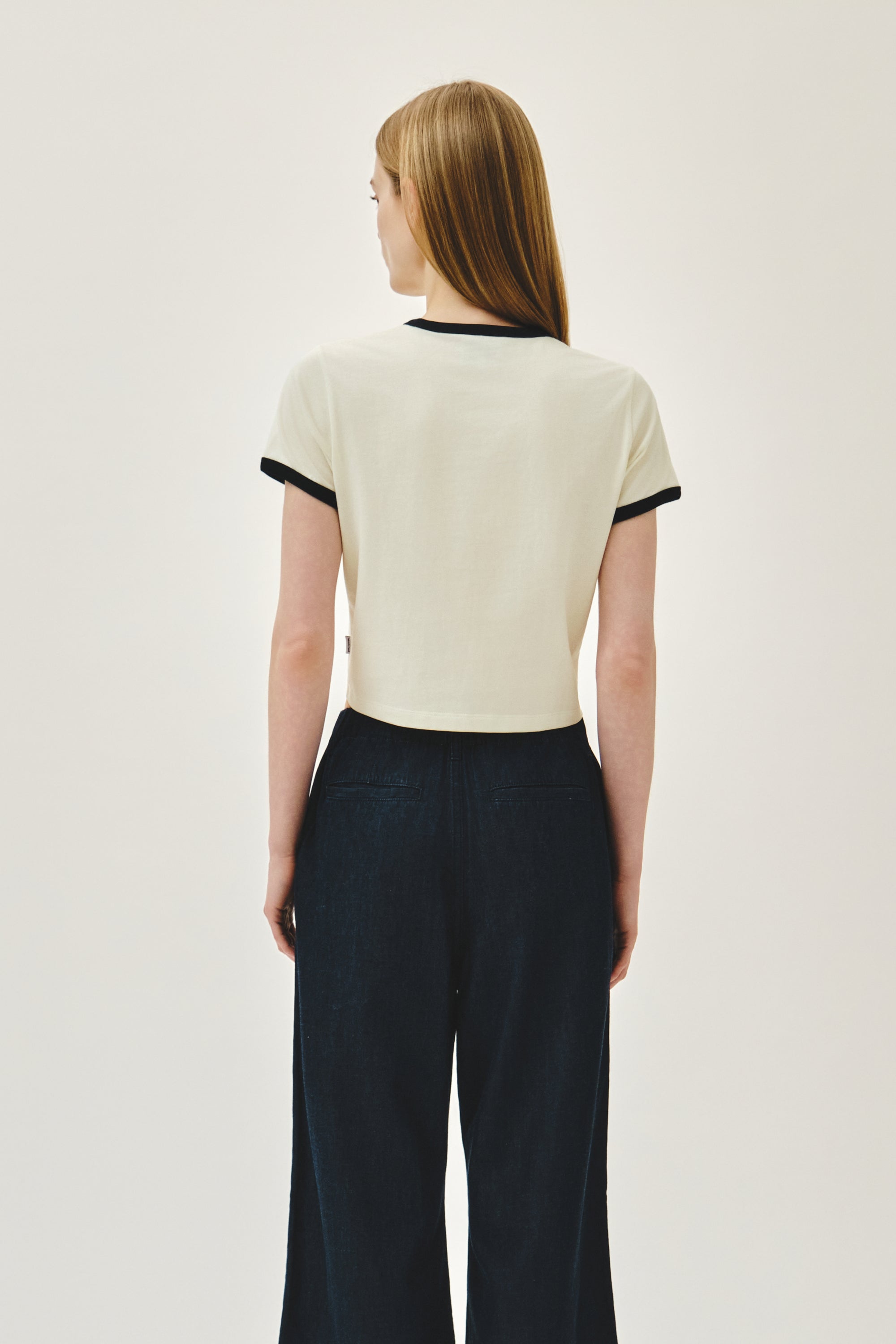 W Classic Logo Applique Ringer Tee Ivory
