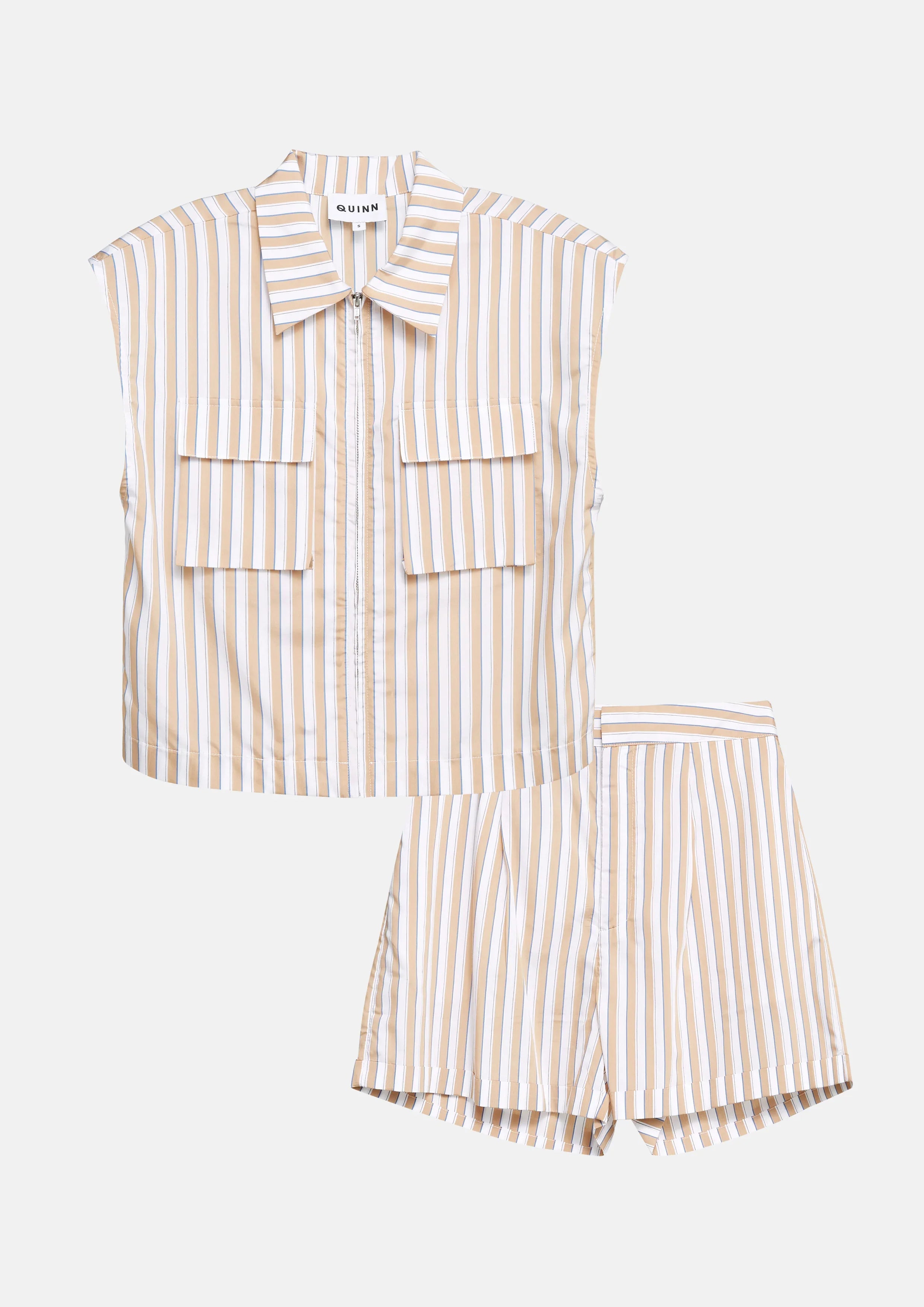 เซ็ต เสื้อเชิ้ต แขนกุด ลายทาง กับกางเกงขาสั้น