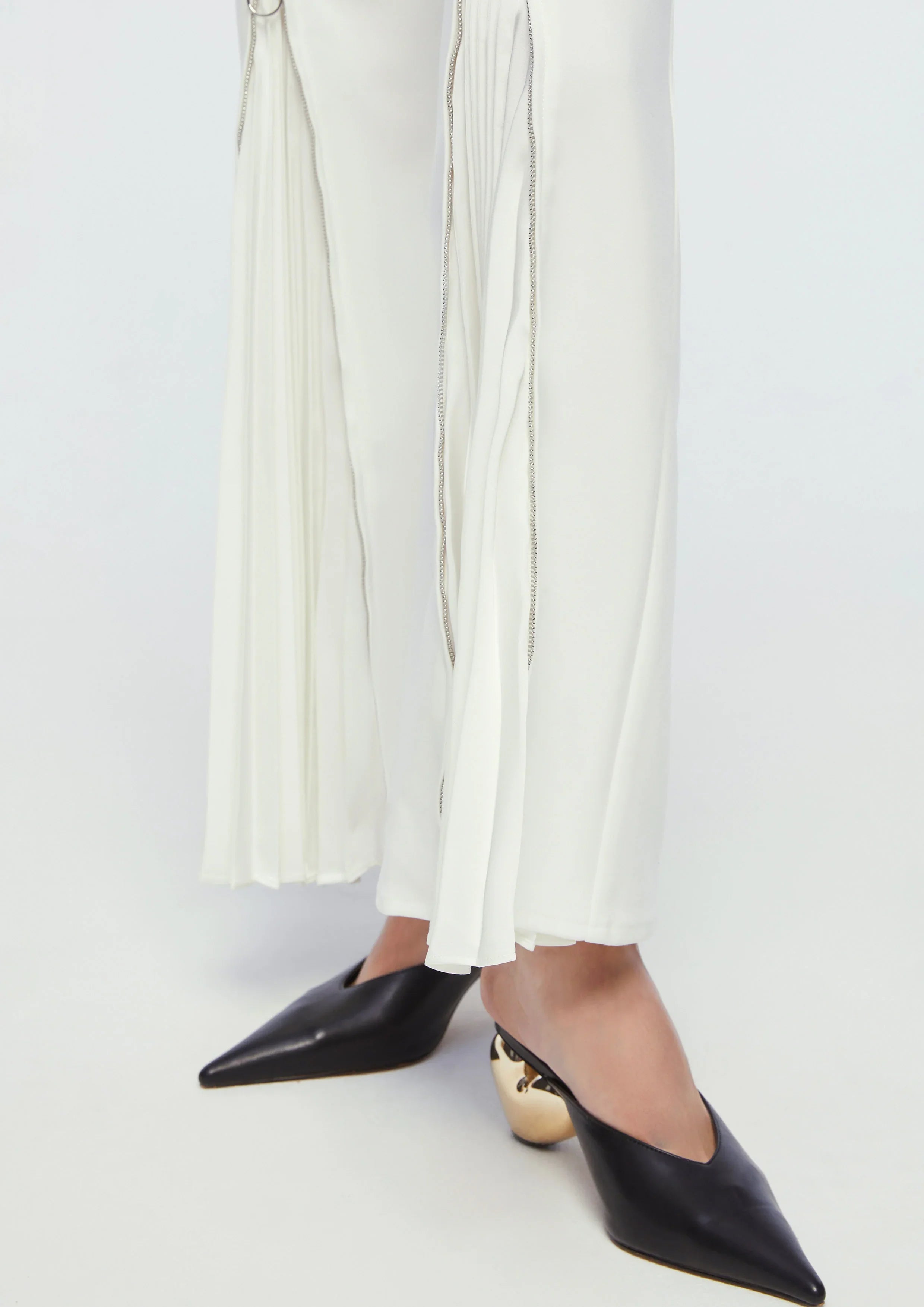 Pleated Trim Long Pants