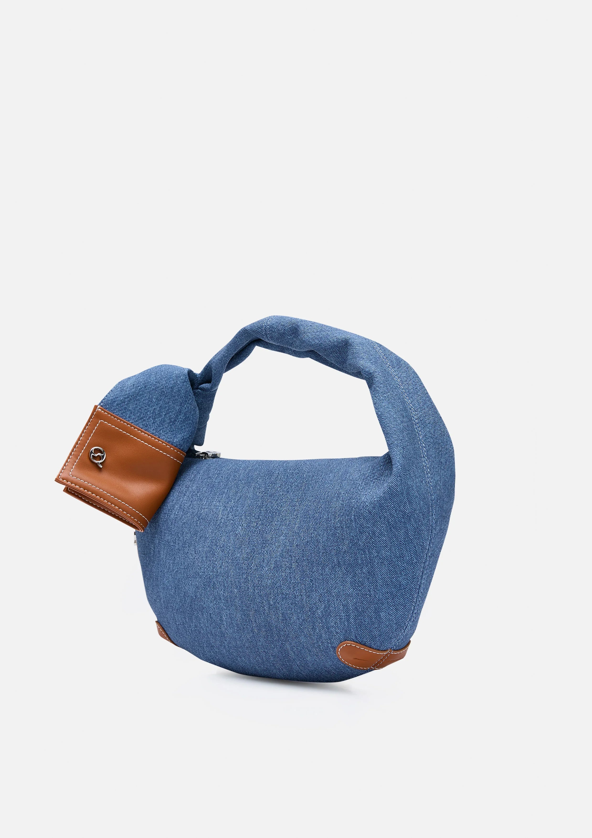 Shirtie Q Handle Bag