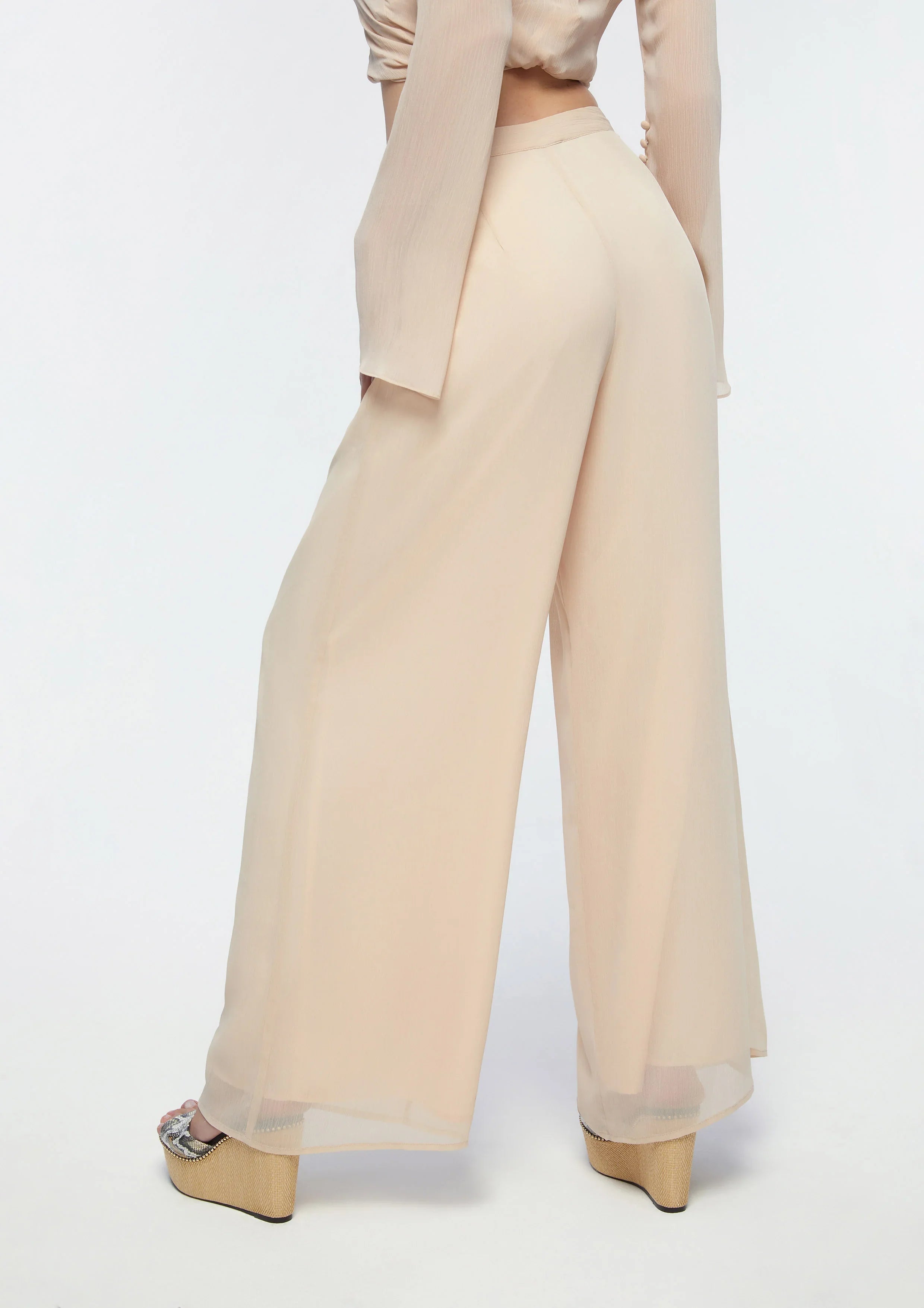 กางเกงเอวสูงขากว้าง