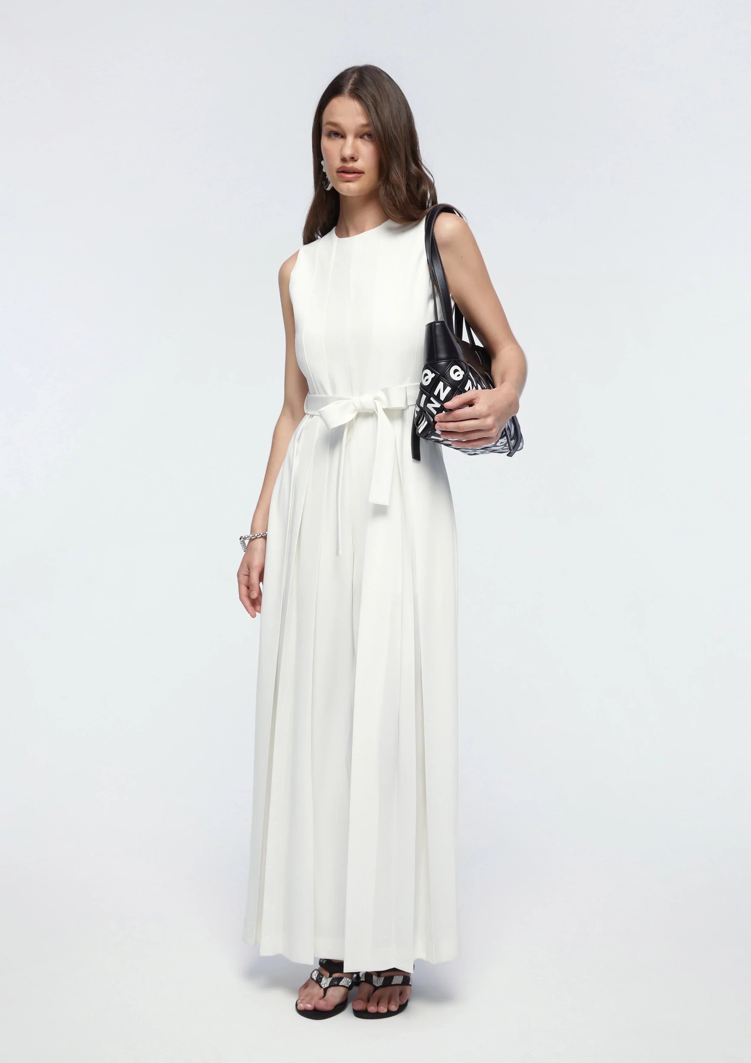 จัมพ์สูทขากางเกงซ้อนผ้าระบาย