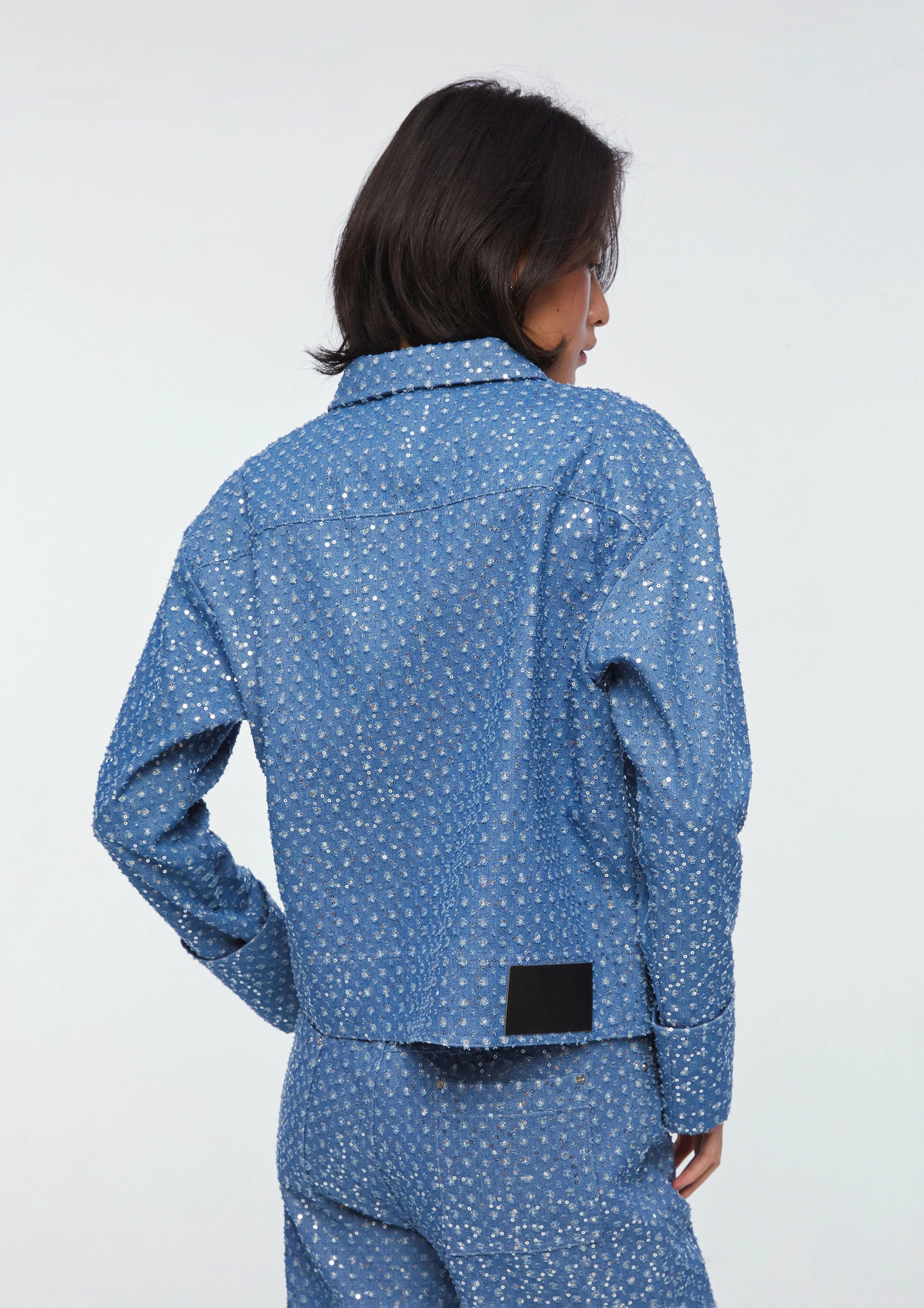 เสื้อแจ็คเก็ตเดนิมแต่งเลื่อม