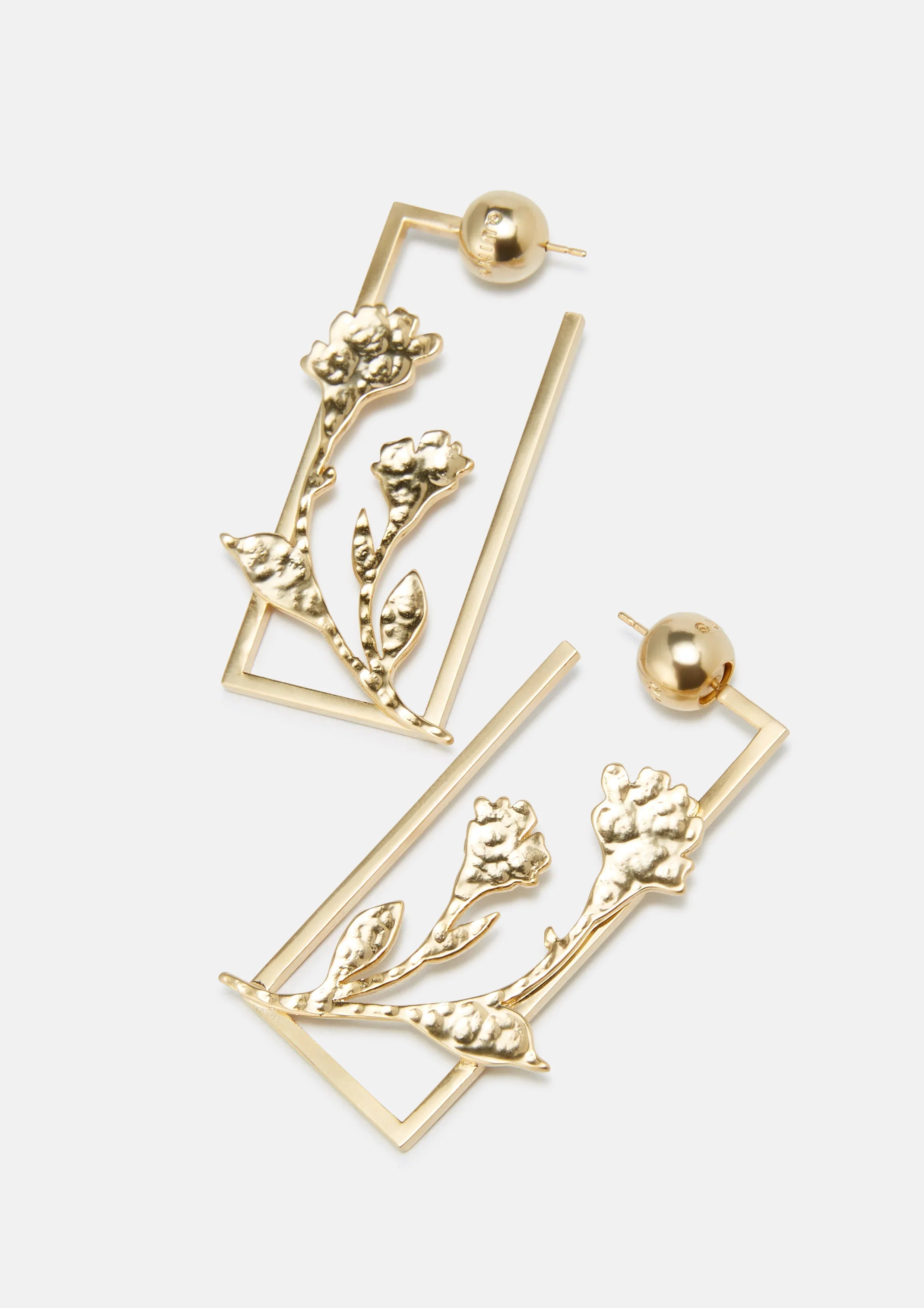 ต่างหู Blumella