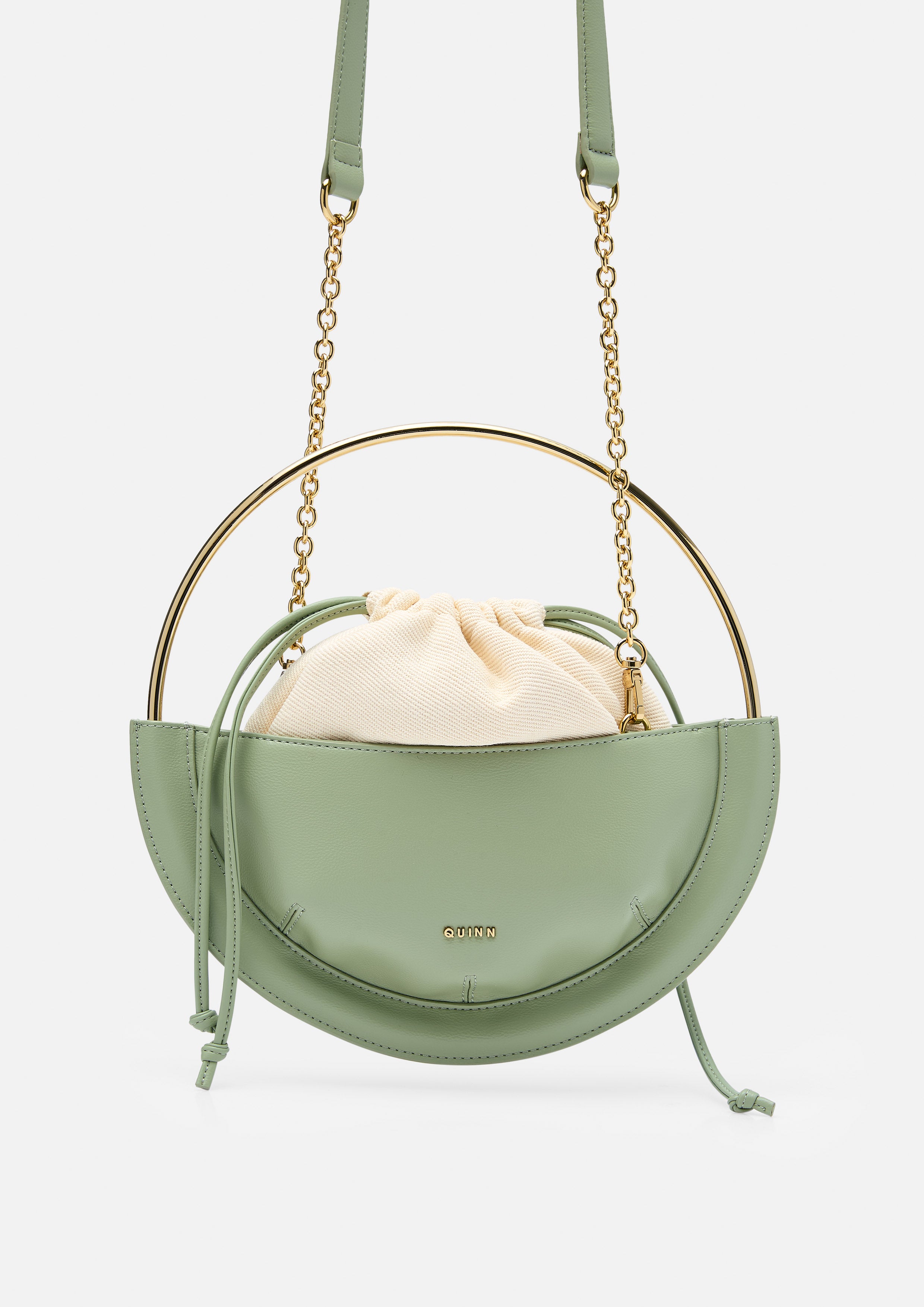 กระเป๋าสะพายข้าง Q Ovallie O Ring