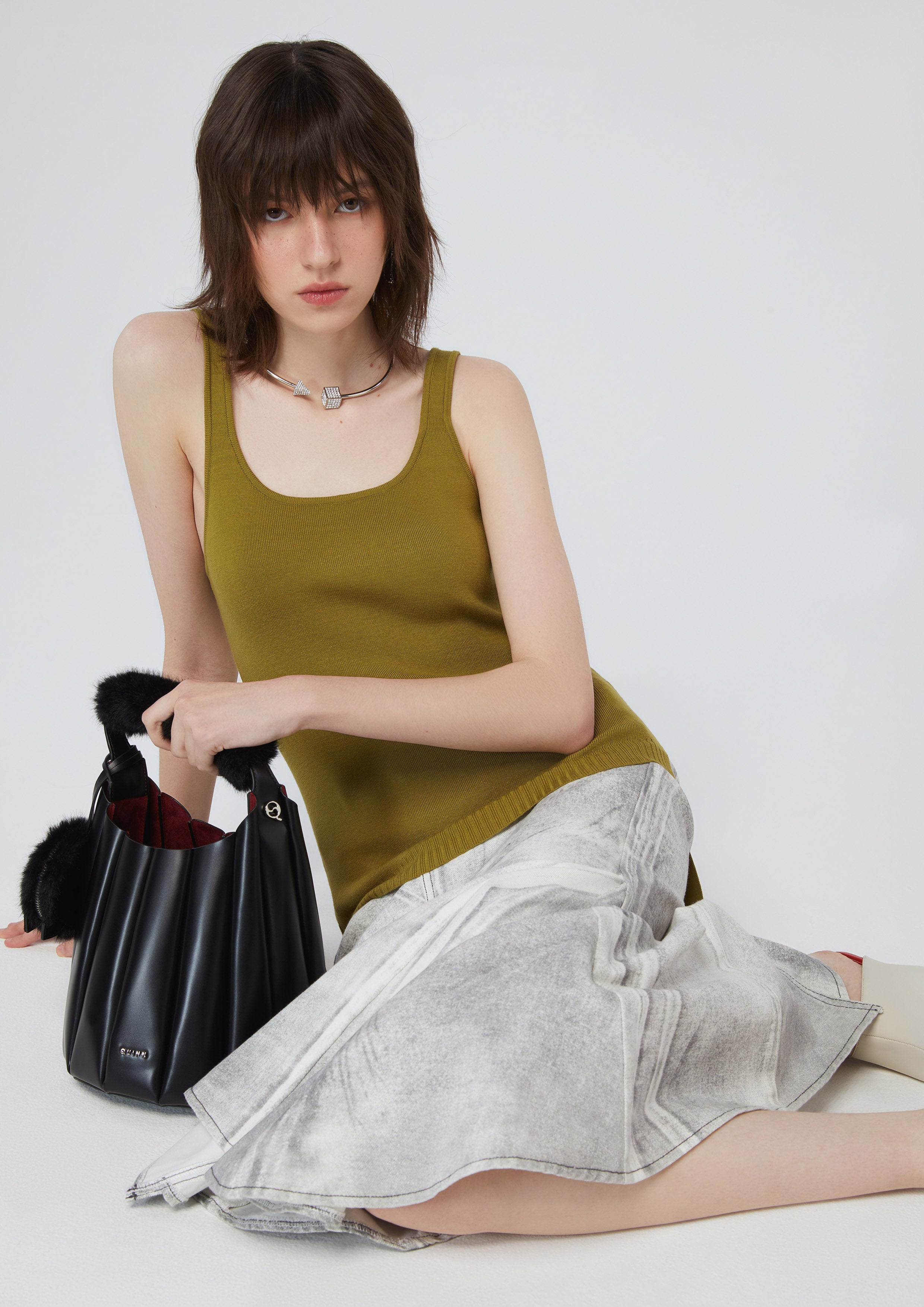 เสื้อกล้ามผ้านิต