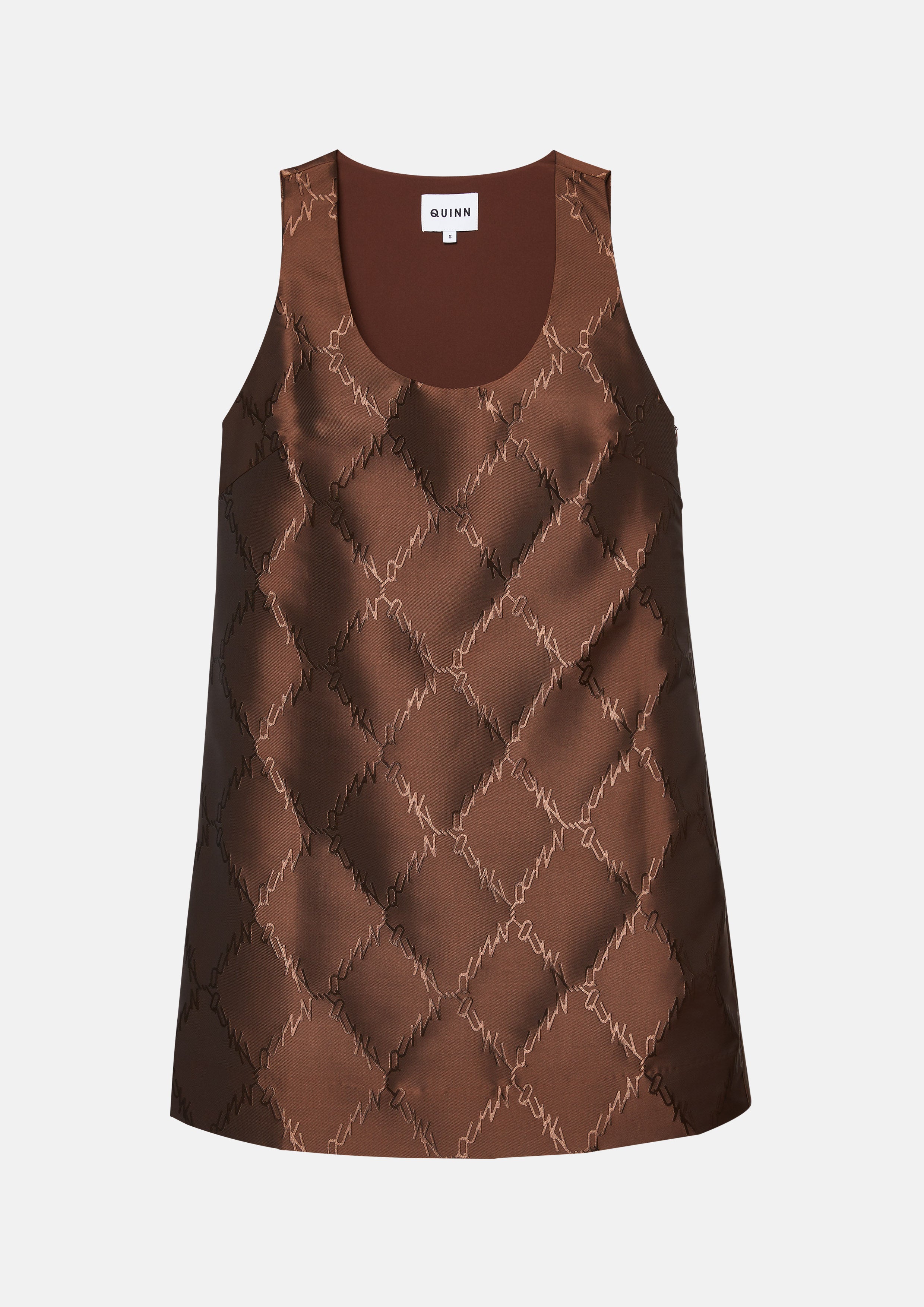 เดรสสั้นปักโลโก้