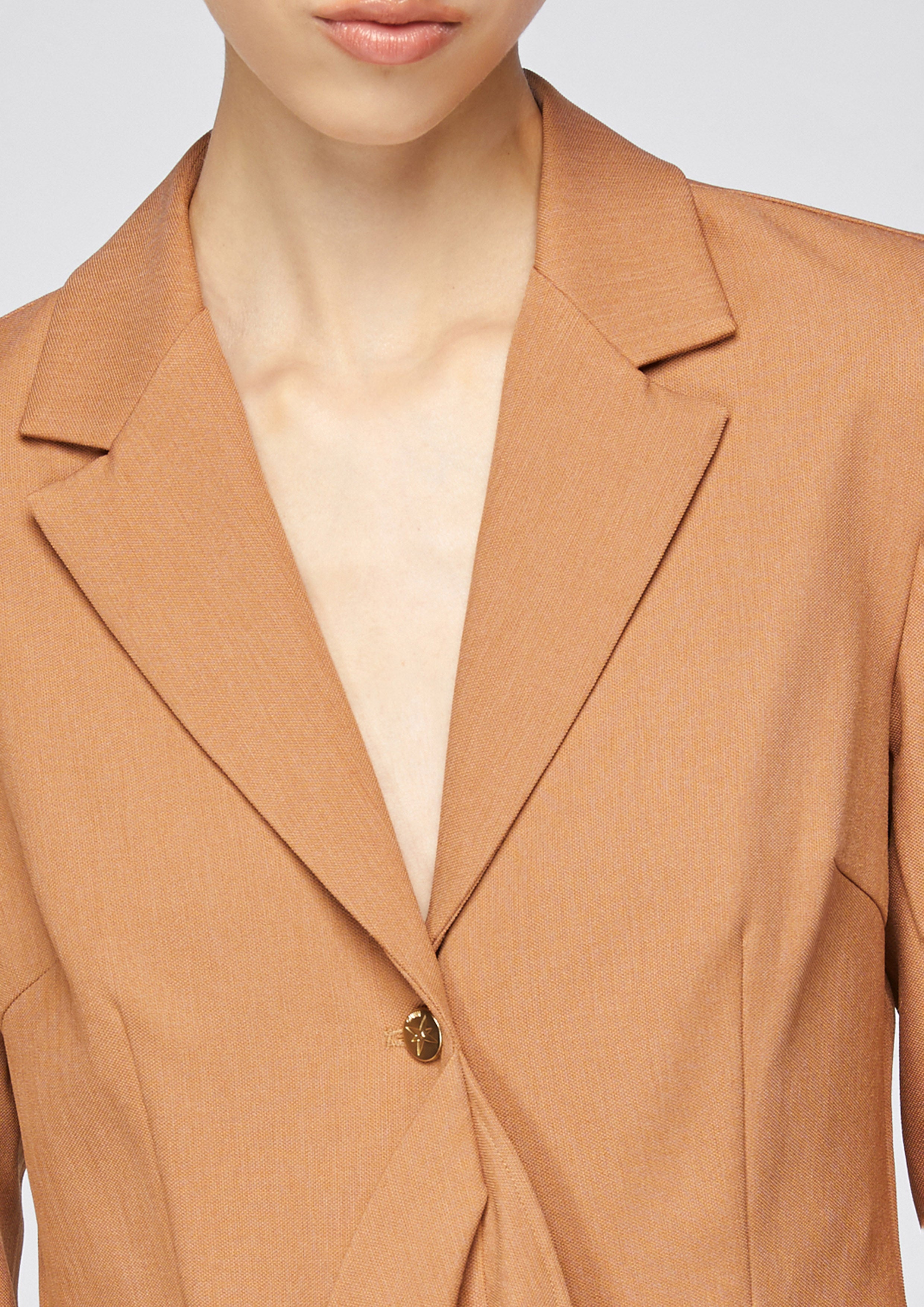 สูทเดรสกระโปรงระบาย