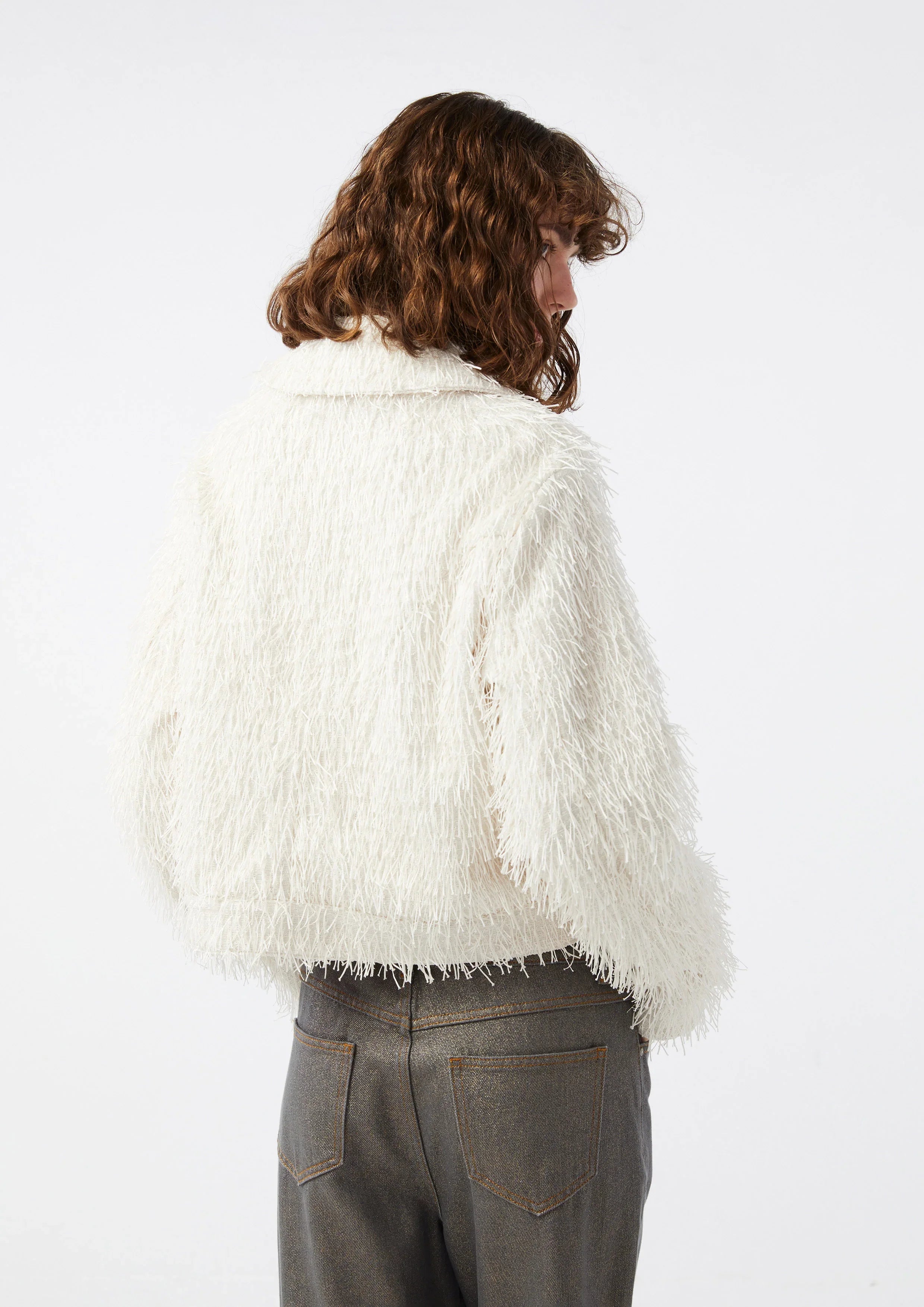 แจ็คเก็ตแขนยาวแต่งขน