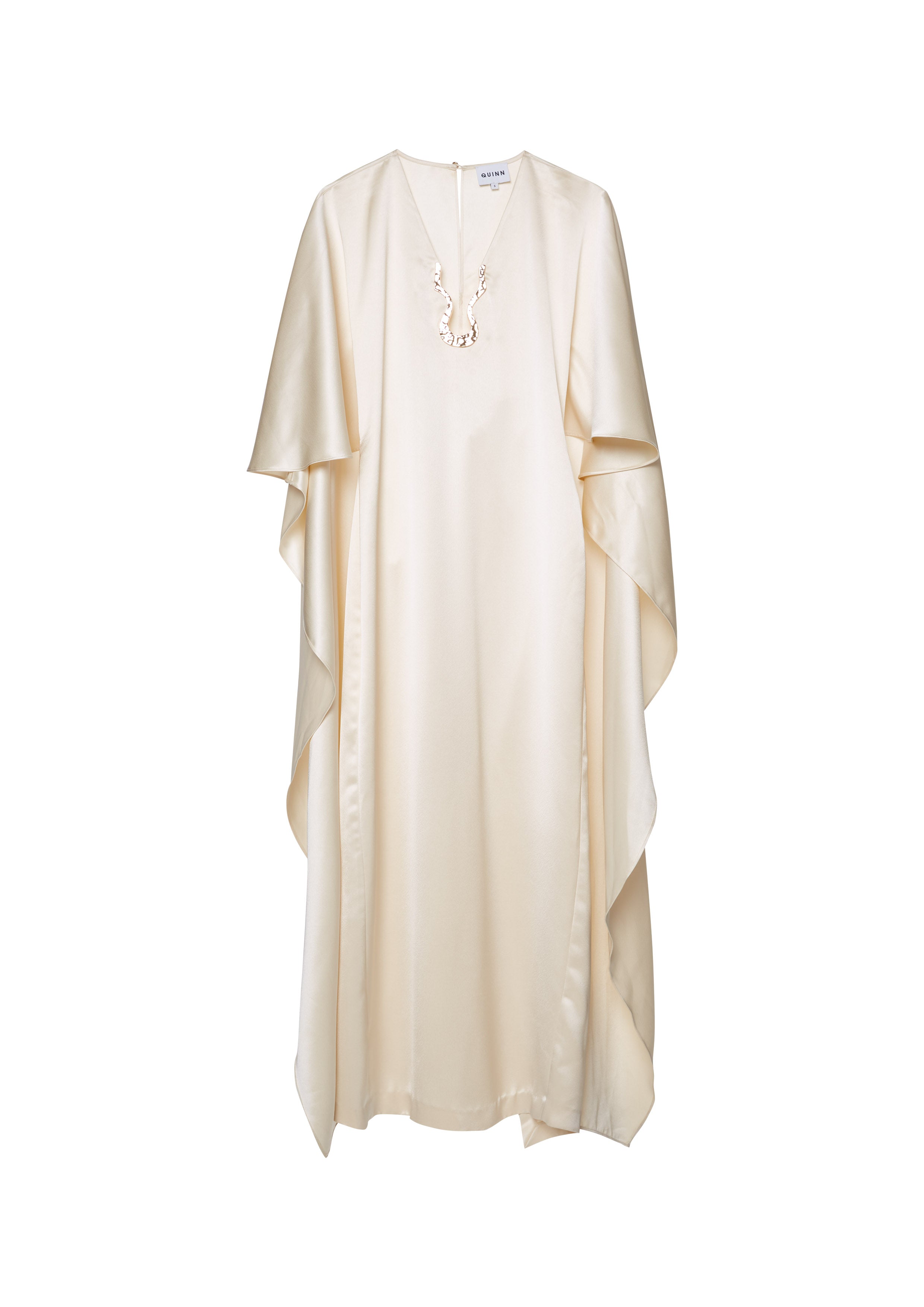 เดรสยาวระบายผ้าซาติน