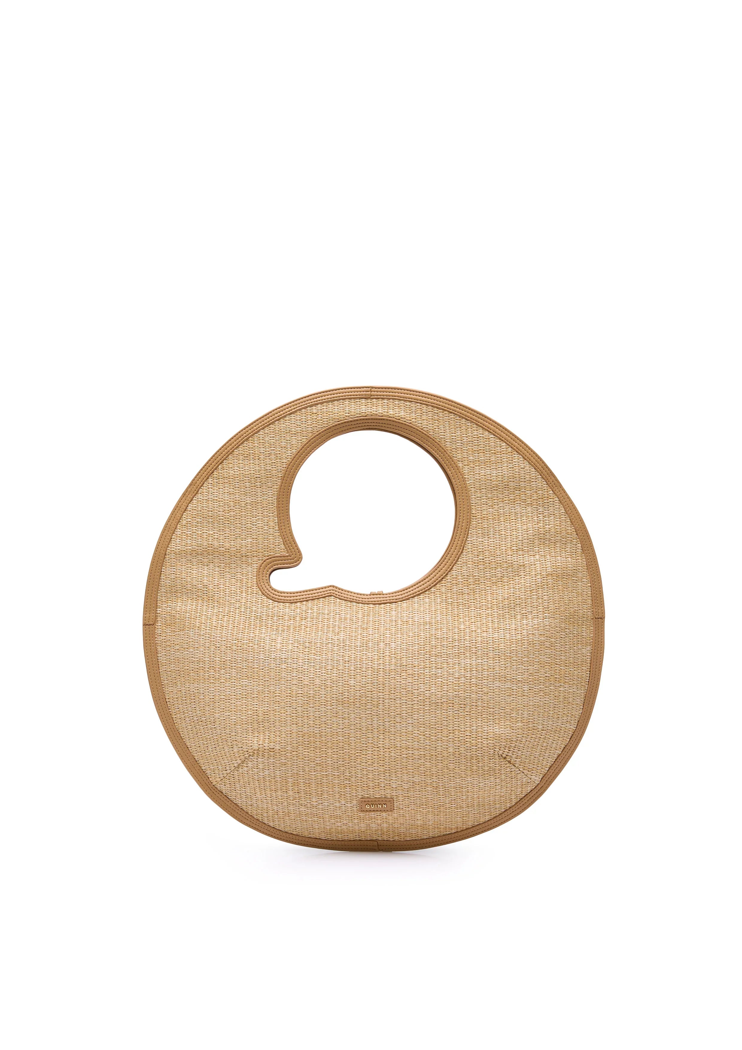 กระเป๋าถือ Q Raffiaria