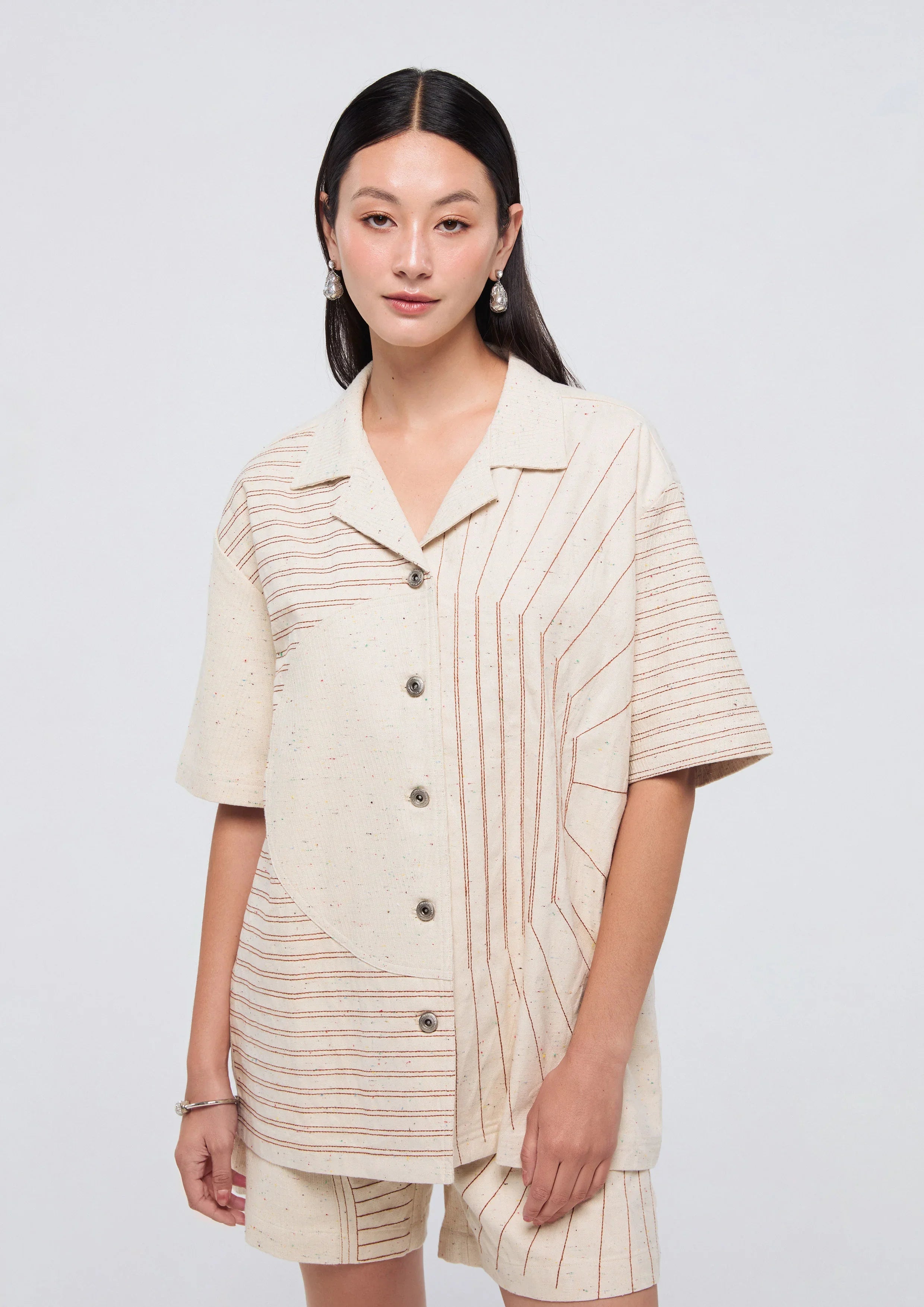 Graphic Line Short Sleeve Shirt