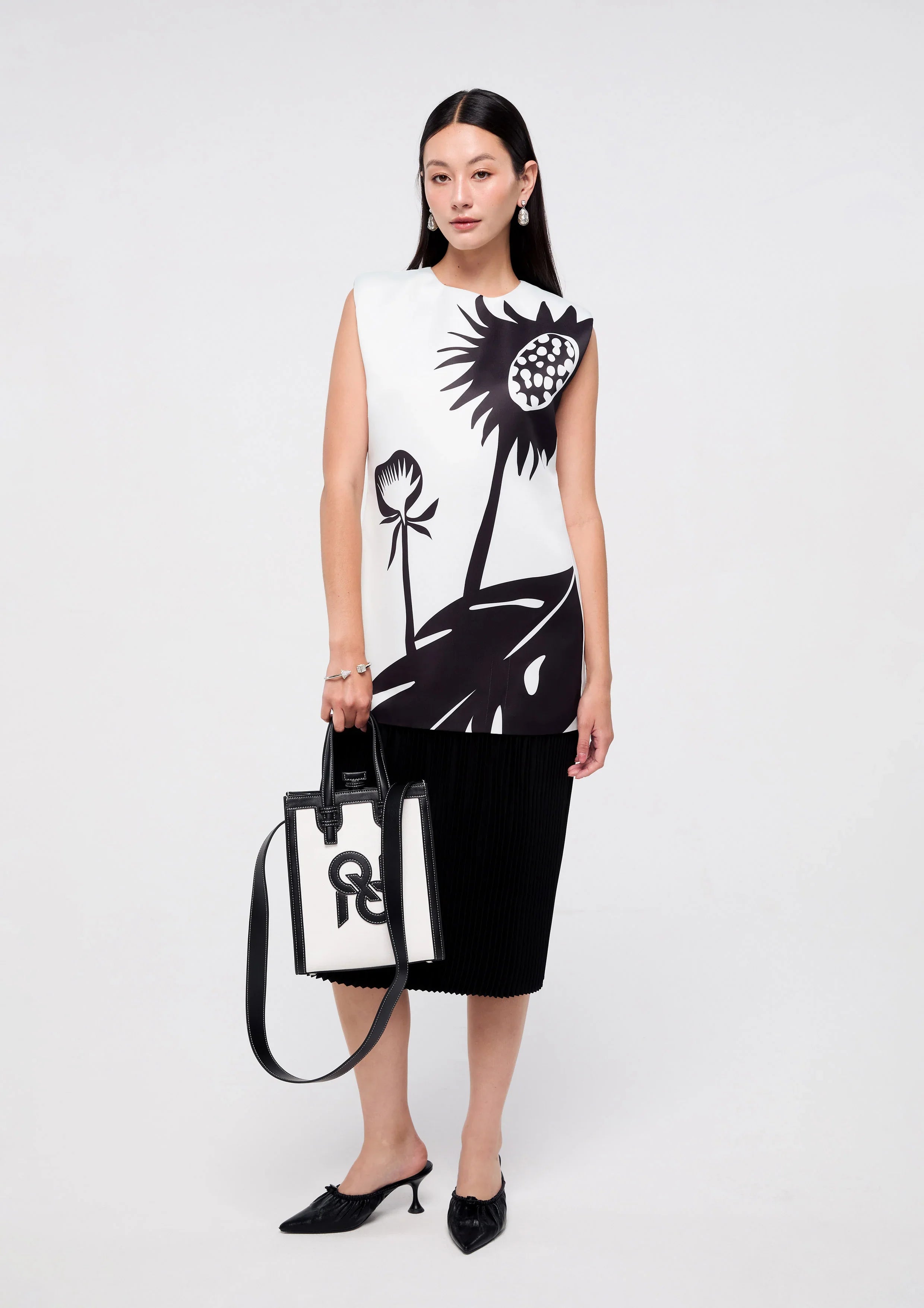 เดรสสั้นซาตินพิมพ์ลาย