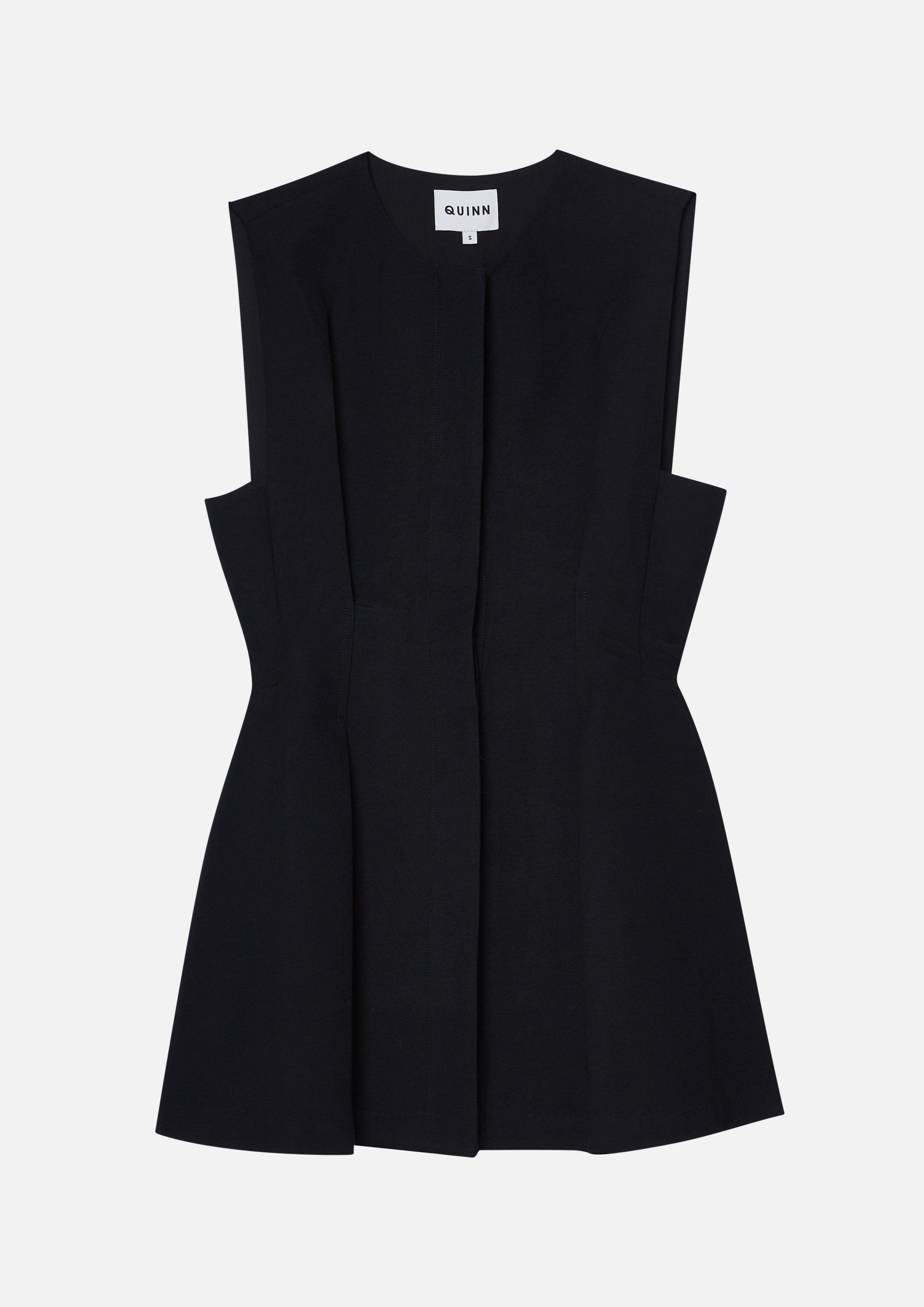 เสื้อเบล้าส์จับจีบแขนกุด