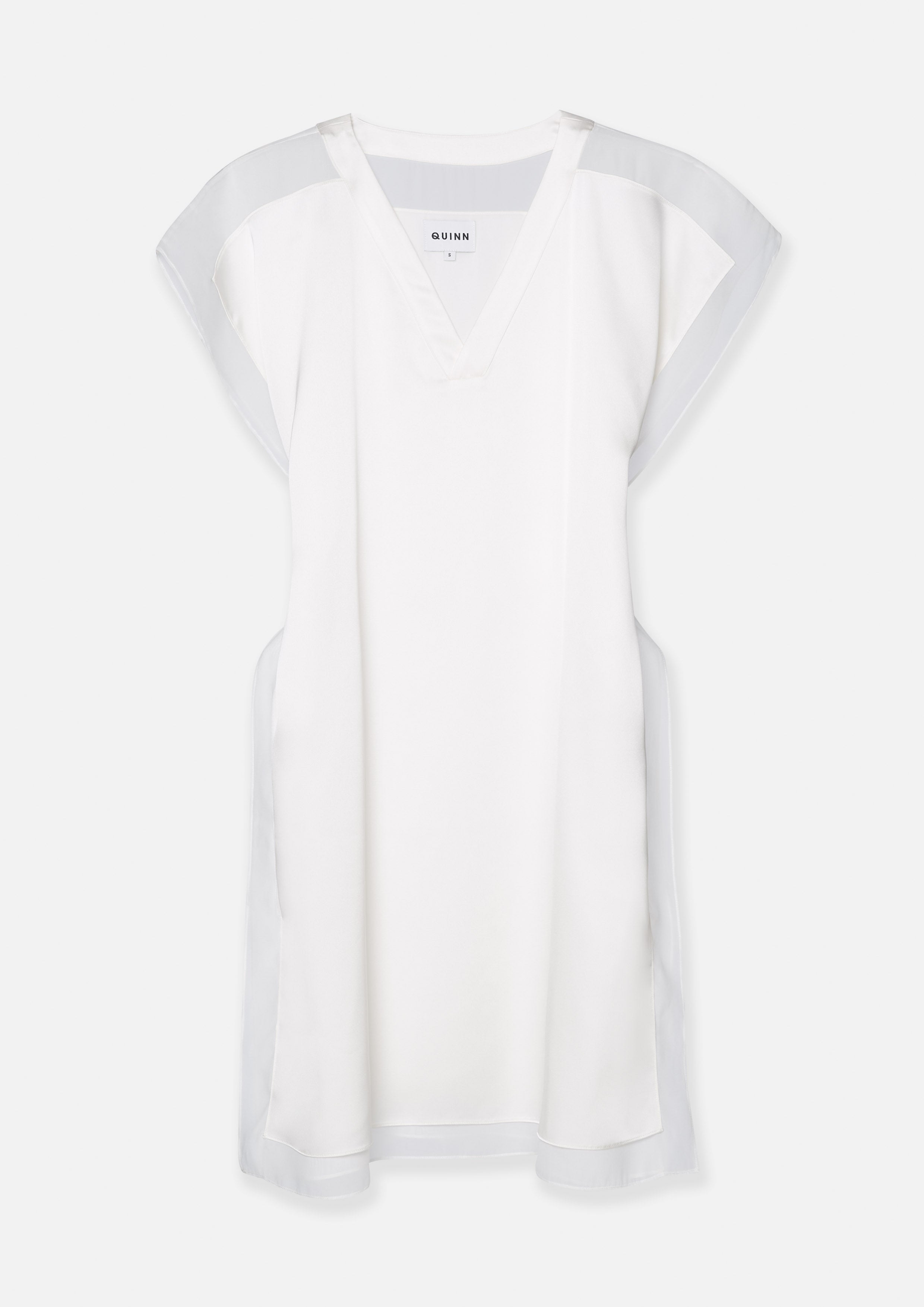 เดรสสั้นคอวีพร้อมเข็มขัด