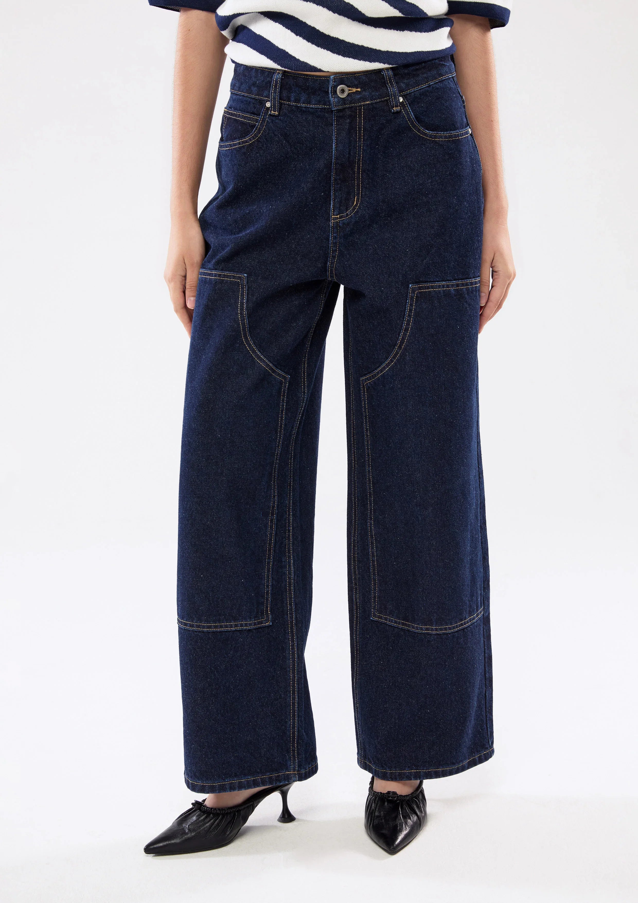 กางเกงเดนิมขายาวทรงคาร์โก้ด้ายสีคอนทราสต์