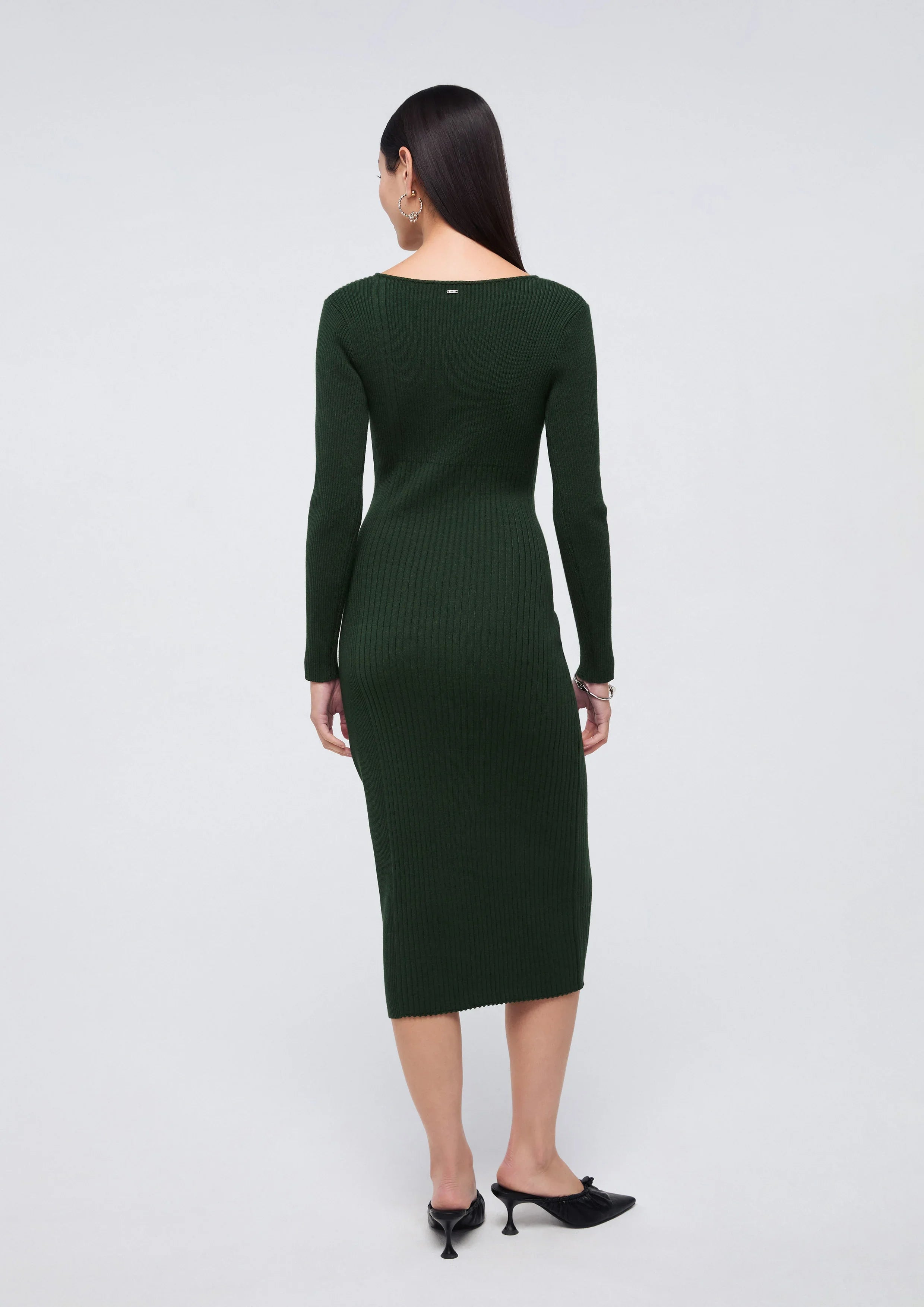 เดรสมิดิผ้านิตคอเสื้อวี