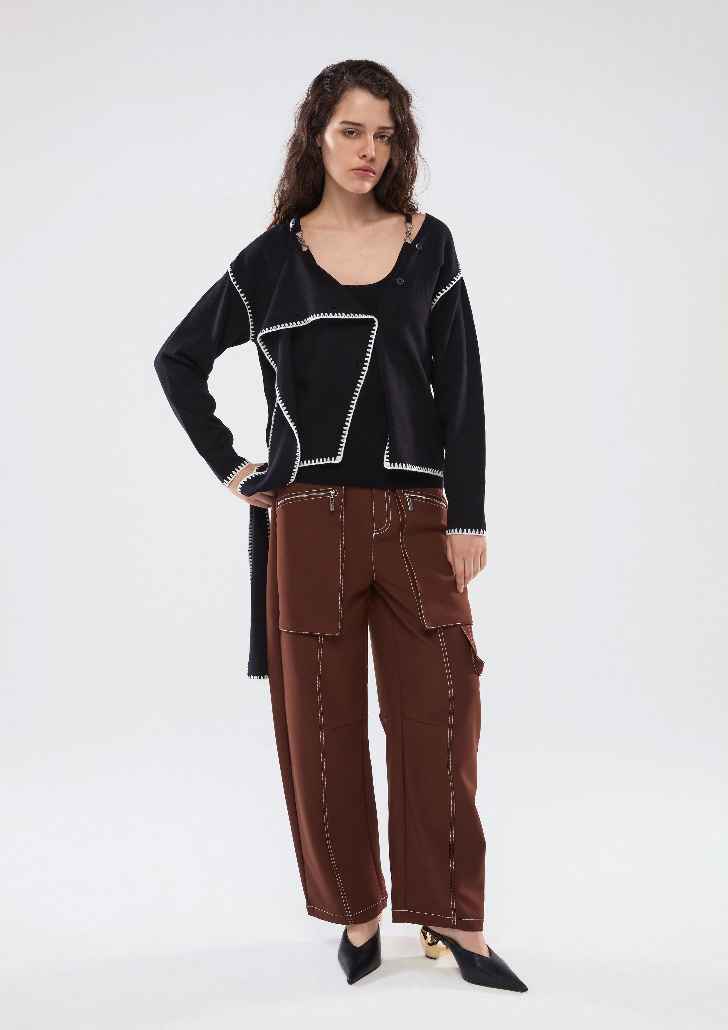 เสื้อกล้ามสายเสื้อแต่งฮาร์ดแวร์โลหะ