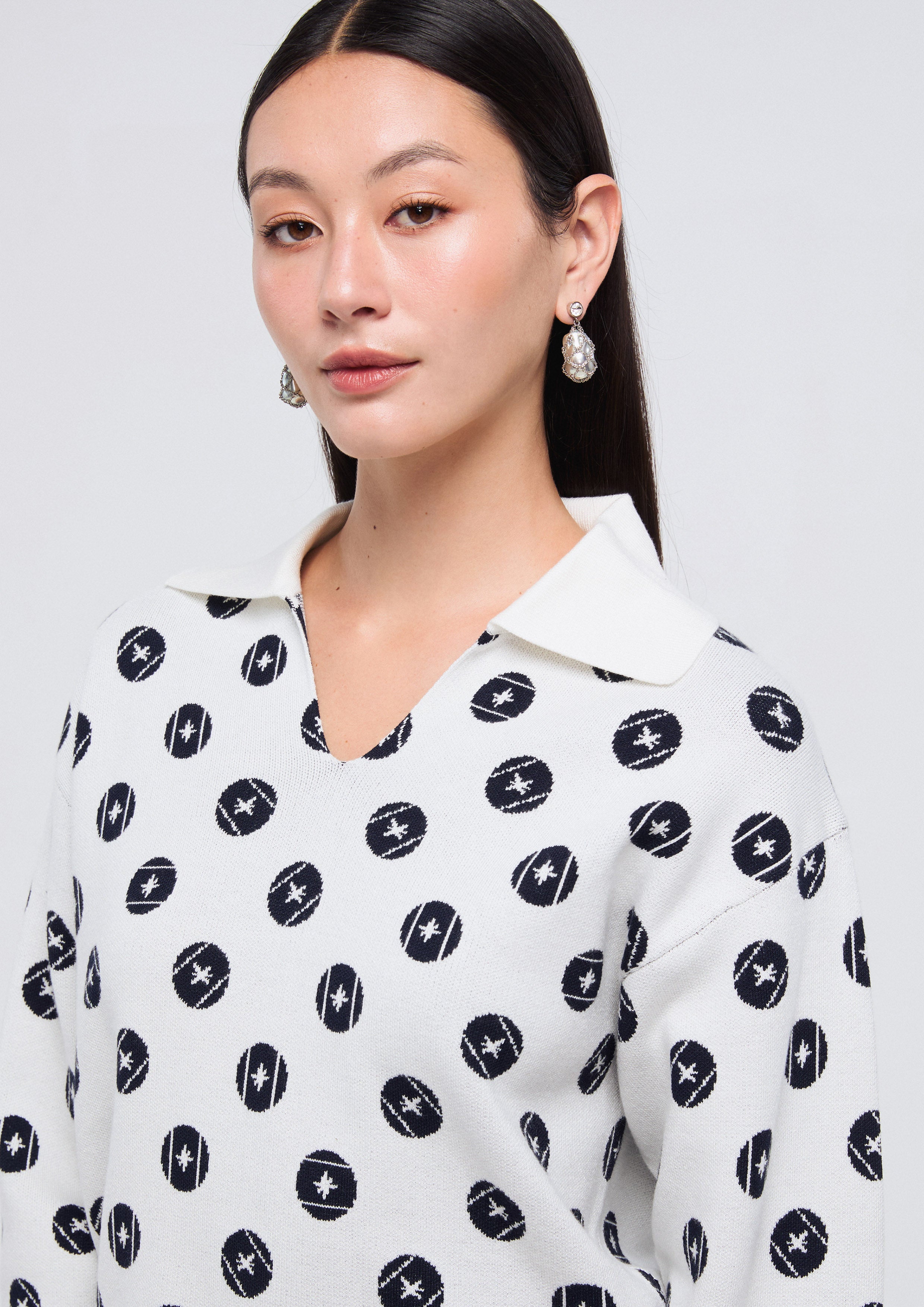 กางเกงขายาวผ้านิตลายกราฟฟิค