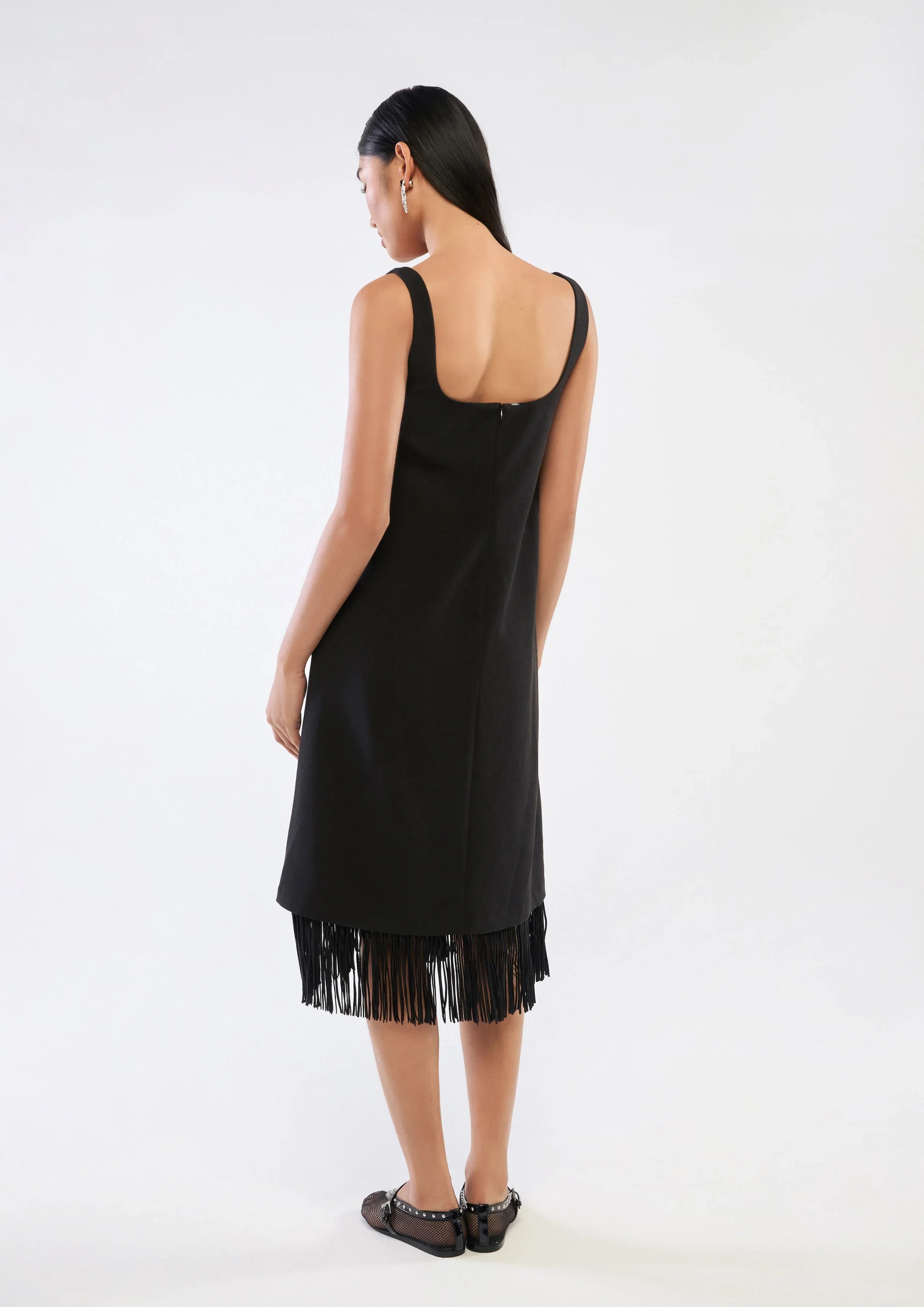 เดรสมิดิแต่งโมทีฟใบไม้กระโปรงพู่