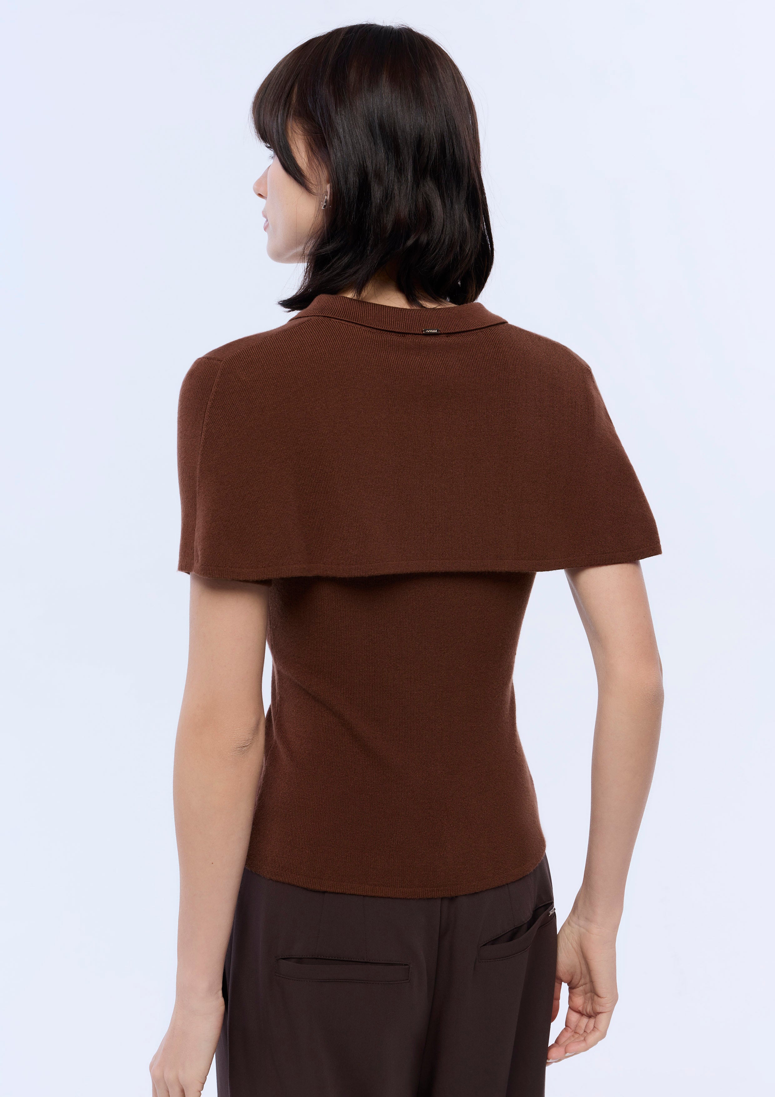 เสื้อโปโลผ้านิตทรงสลิม