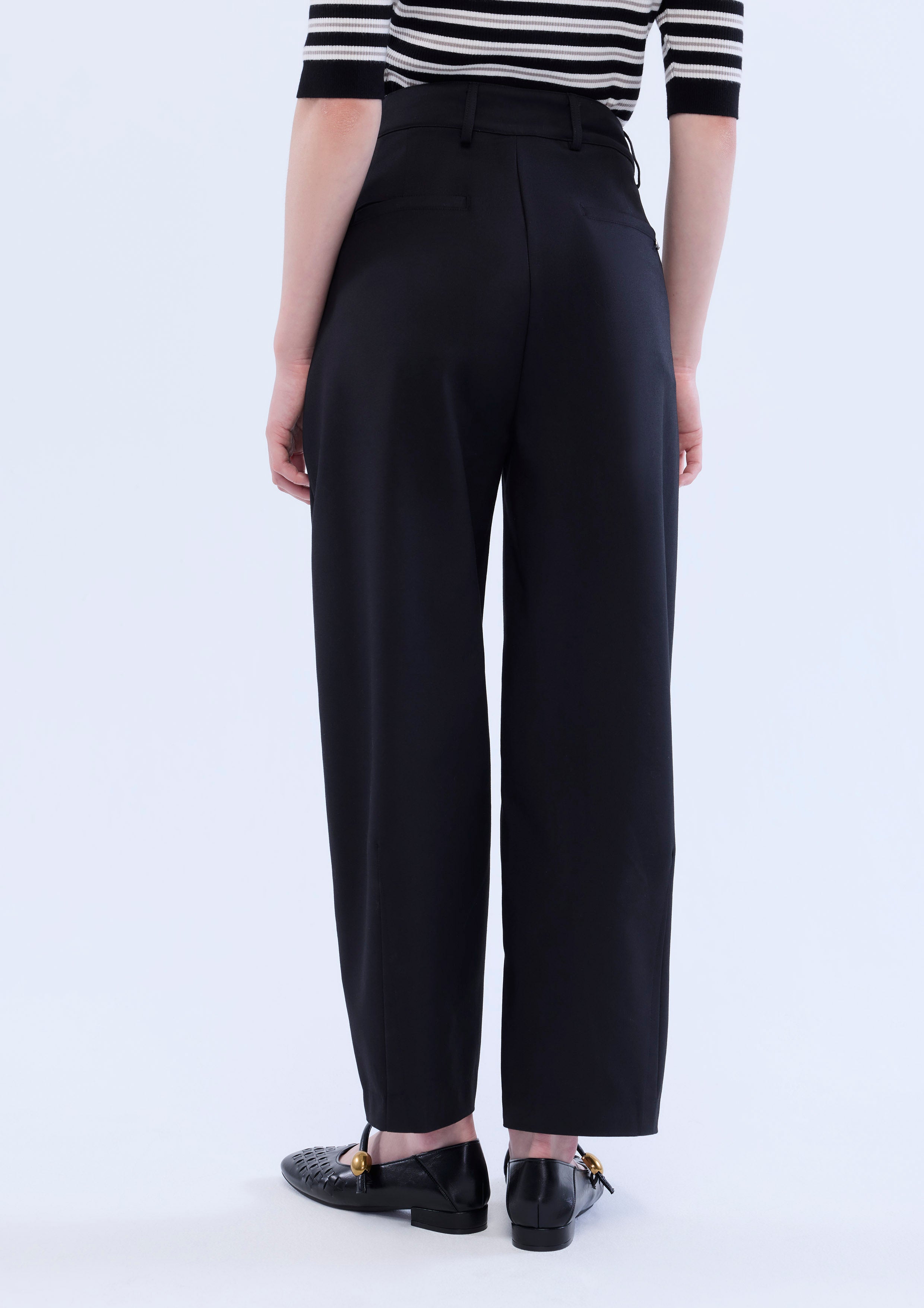Pleated Relaxed Pants