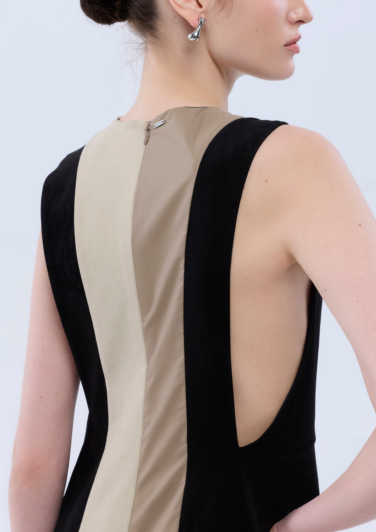 Two-Tone Sleeveless Midi Dress