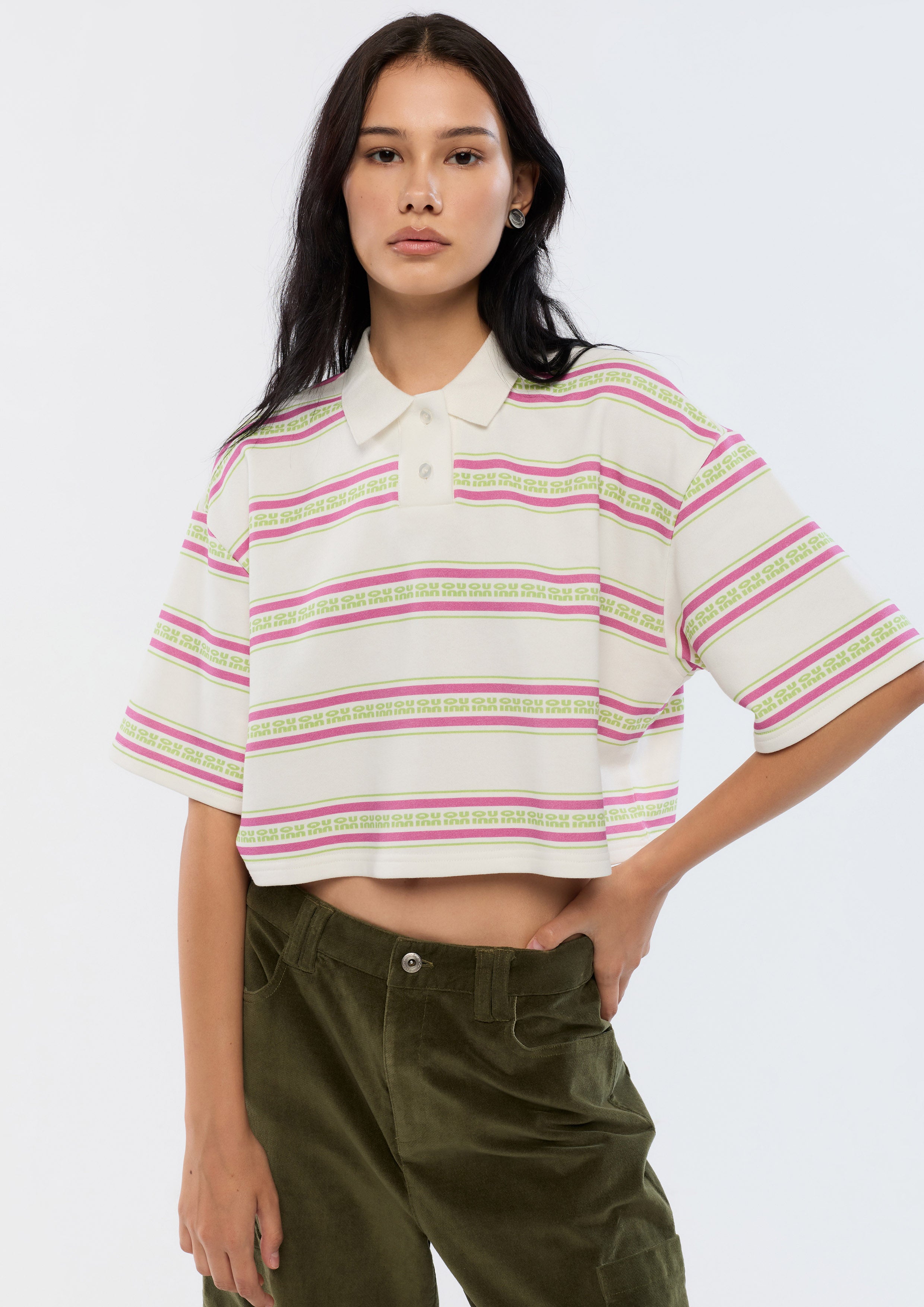 เสื้อโปโลครอปลายทาง