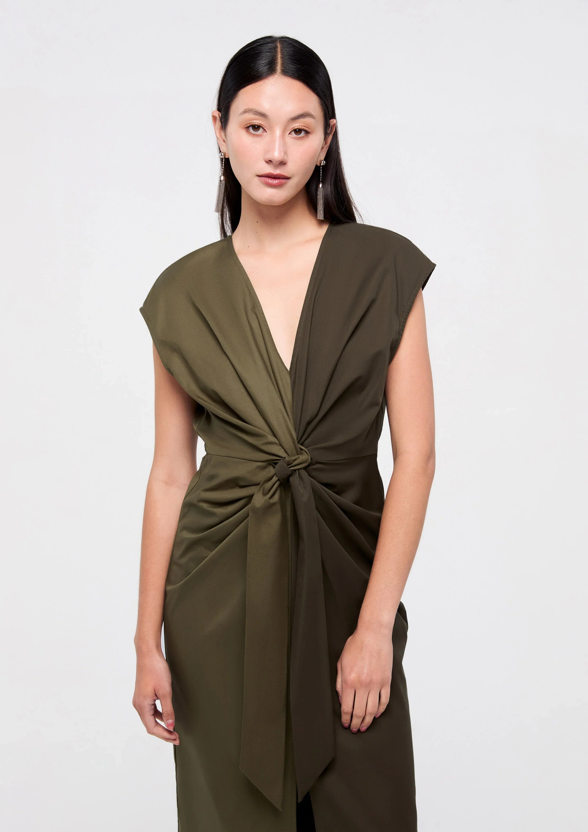 เดรสคลุมเข่าทูโทนผูกปมด้านหน้า