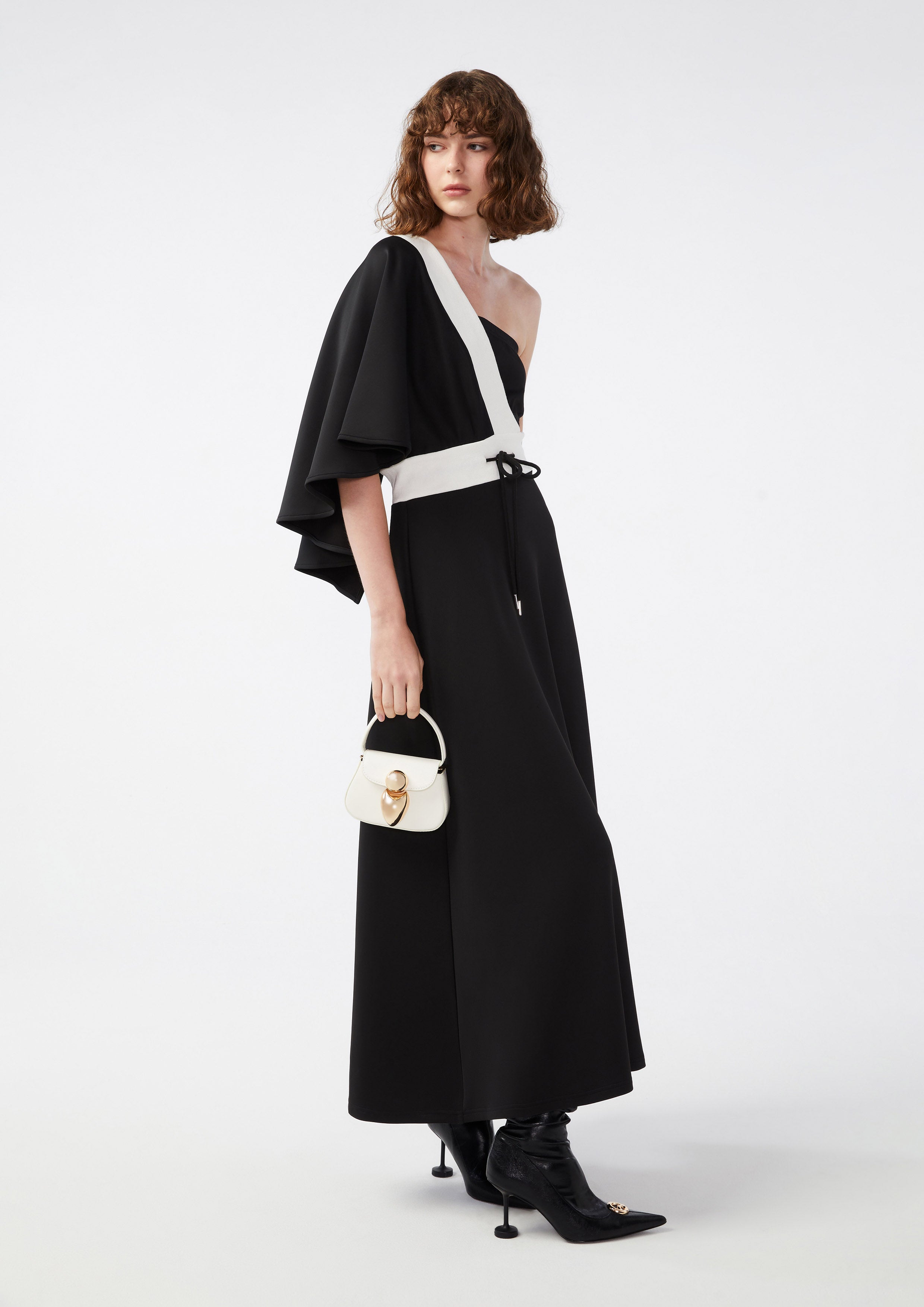 One-Shoulder Dress With Inner Bra