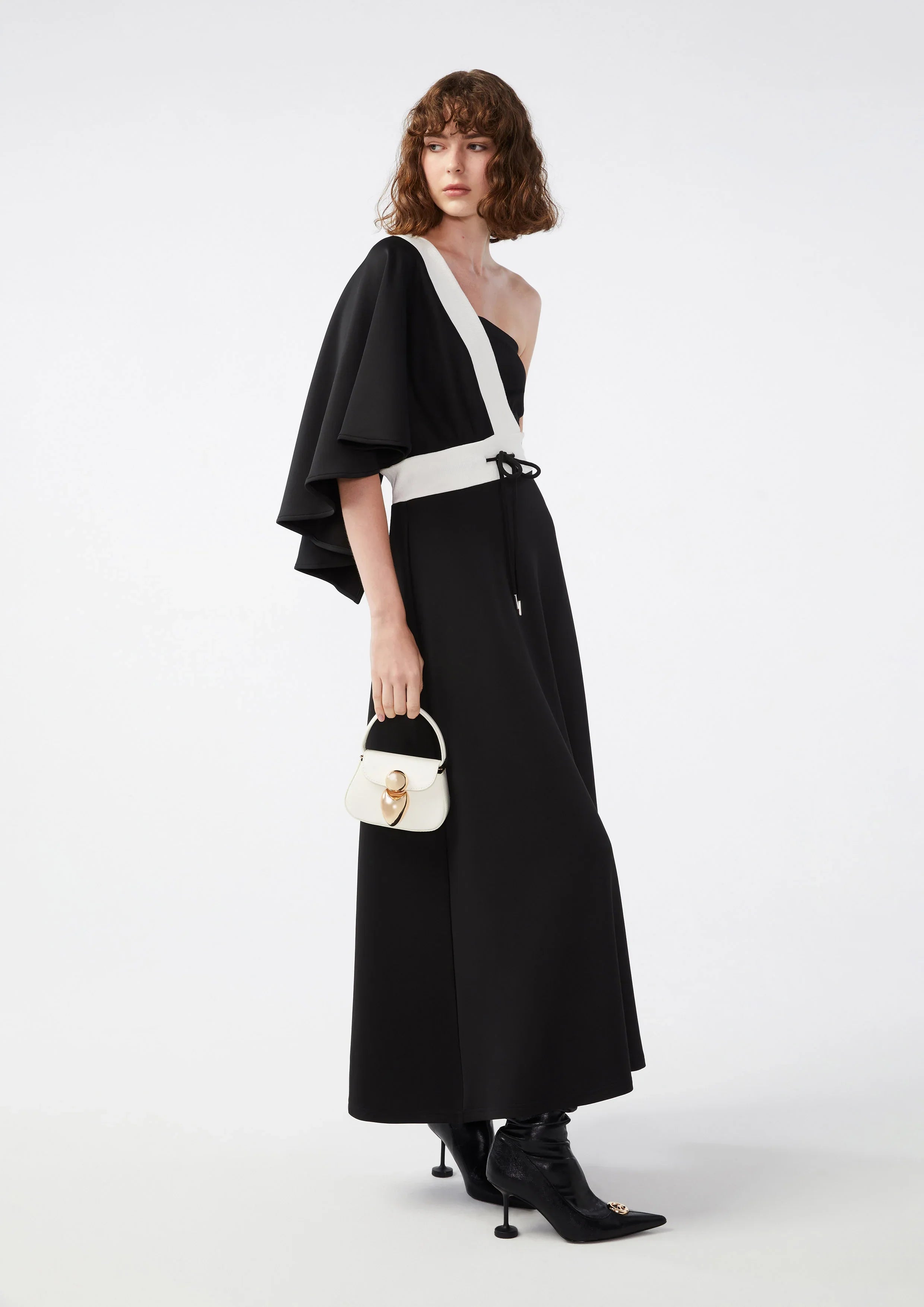 One-Shoulder Dress With Inner Bra