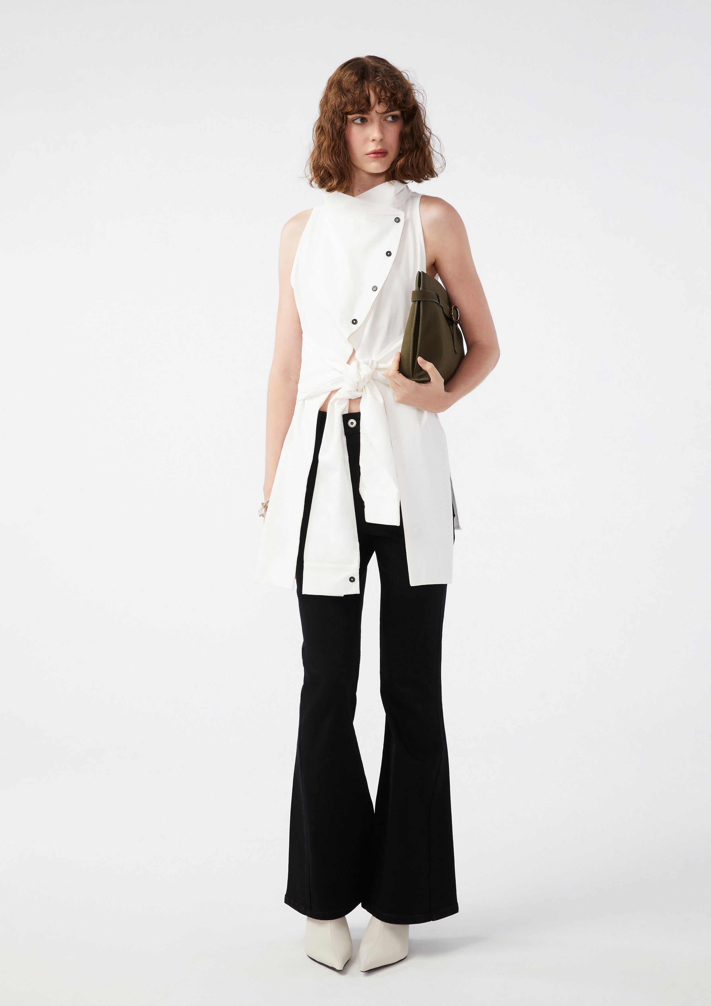 Front Tie Sleeveless Shirt