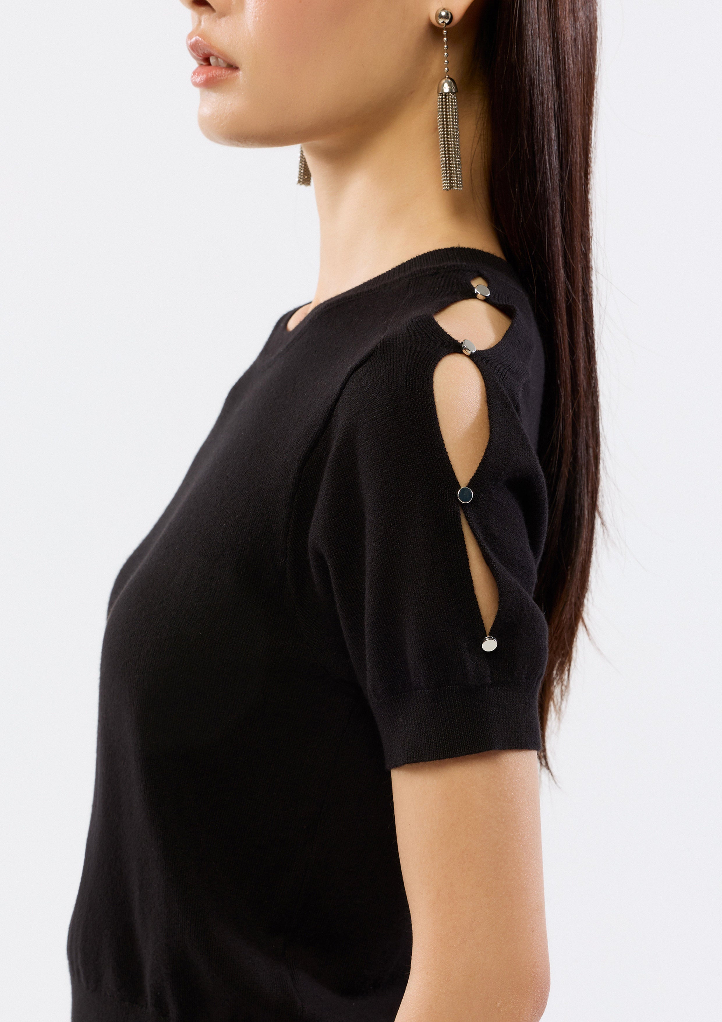 Cut-Out Sleeve Crop Knitted Top