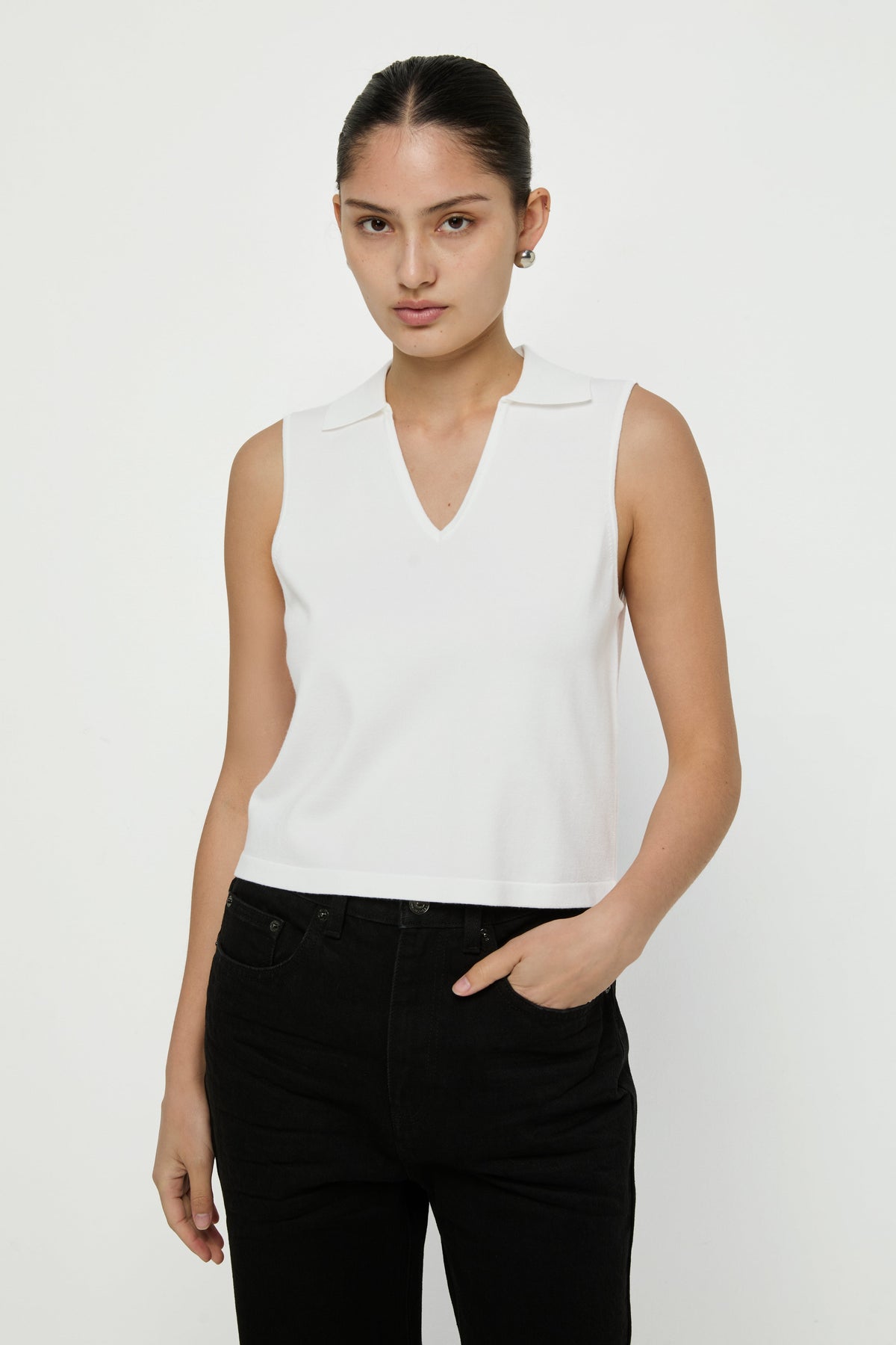 Knitted Collared V-Neck Top Off-White