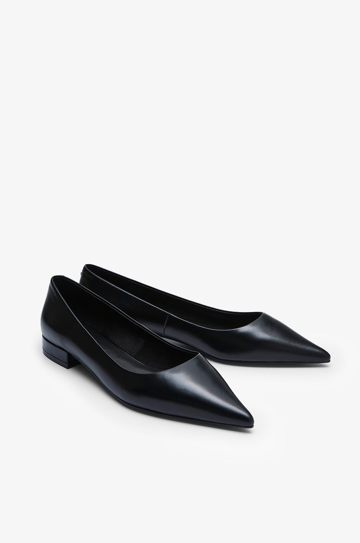 Pointed Leather Flats Black
