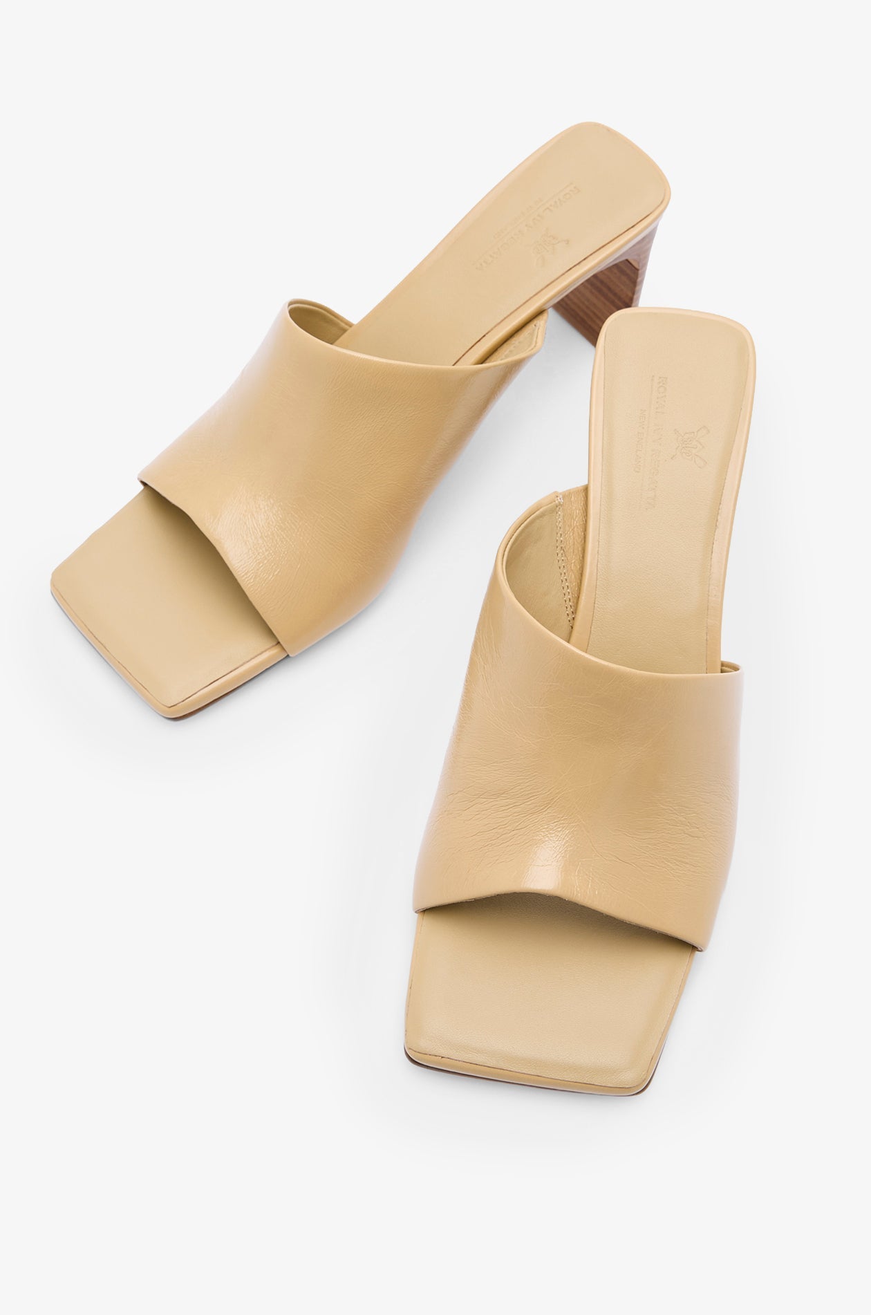 Minimal Leather Block Heels Beige