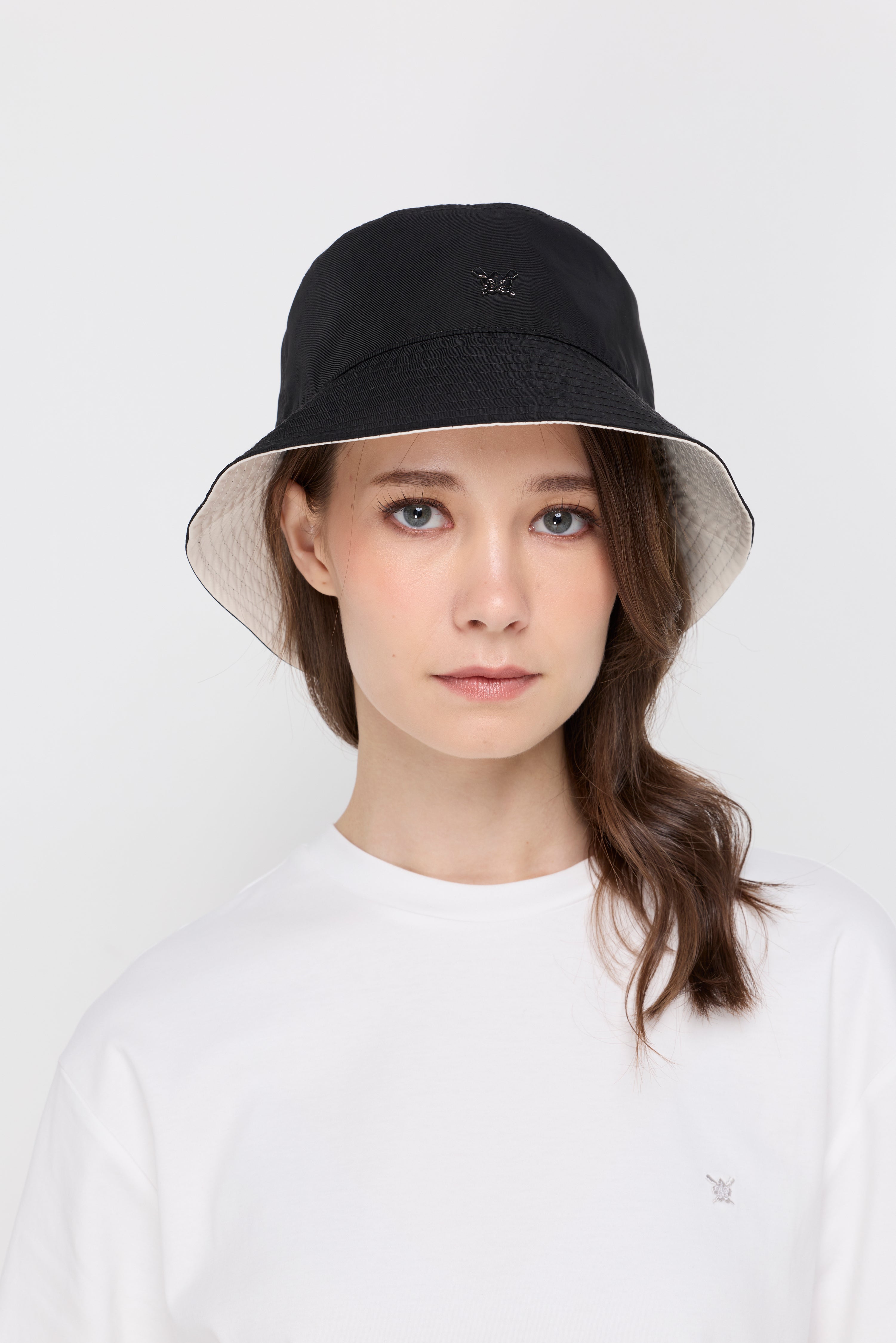 Reversible Embroidered Bucket Hat Black