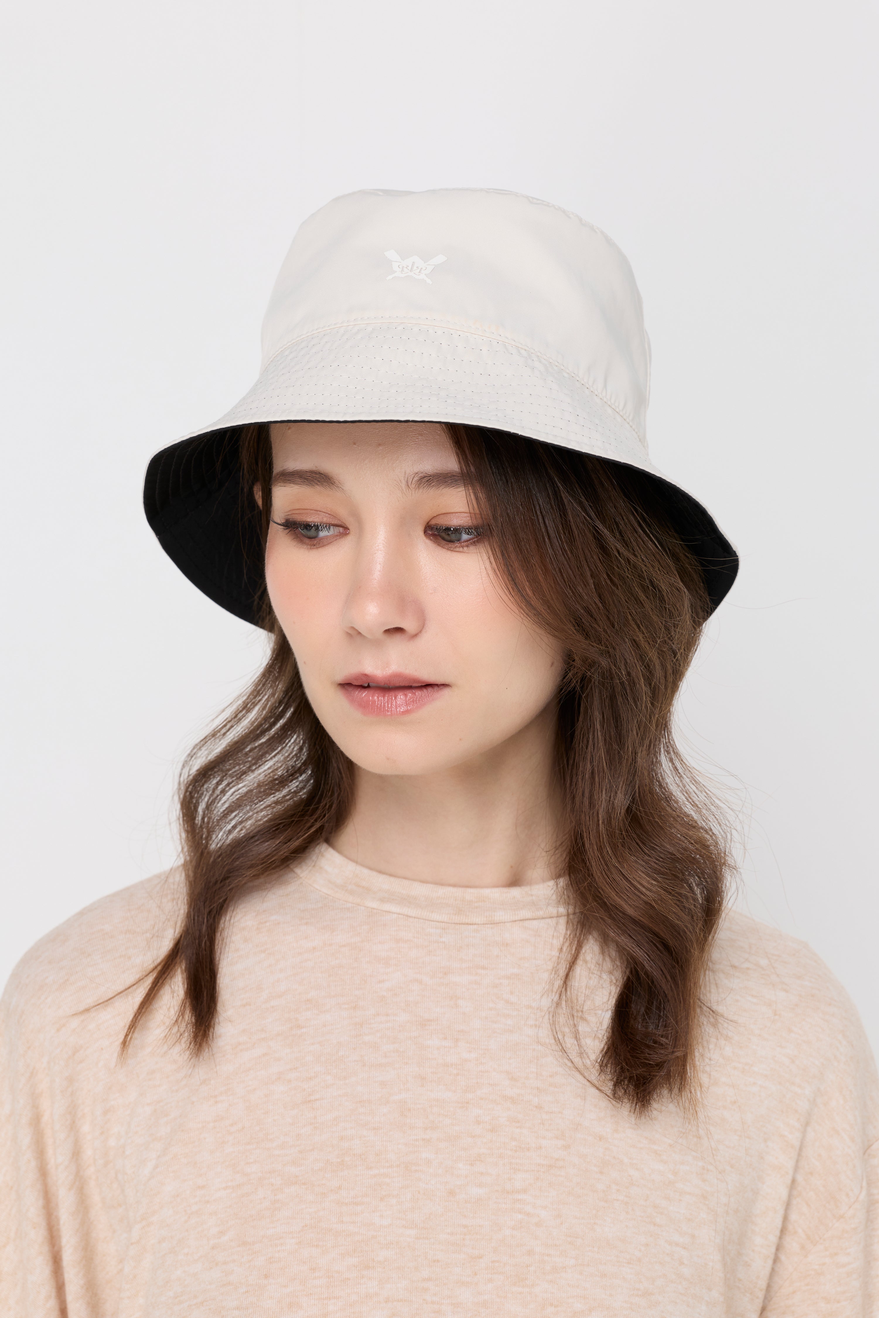Reversible Embroidered Bucket Hat Black