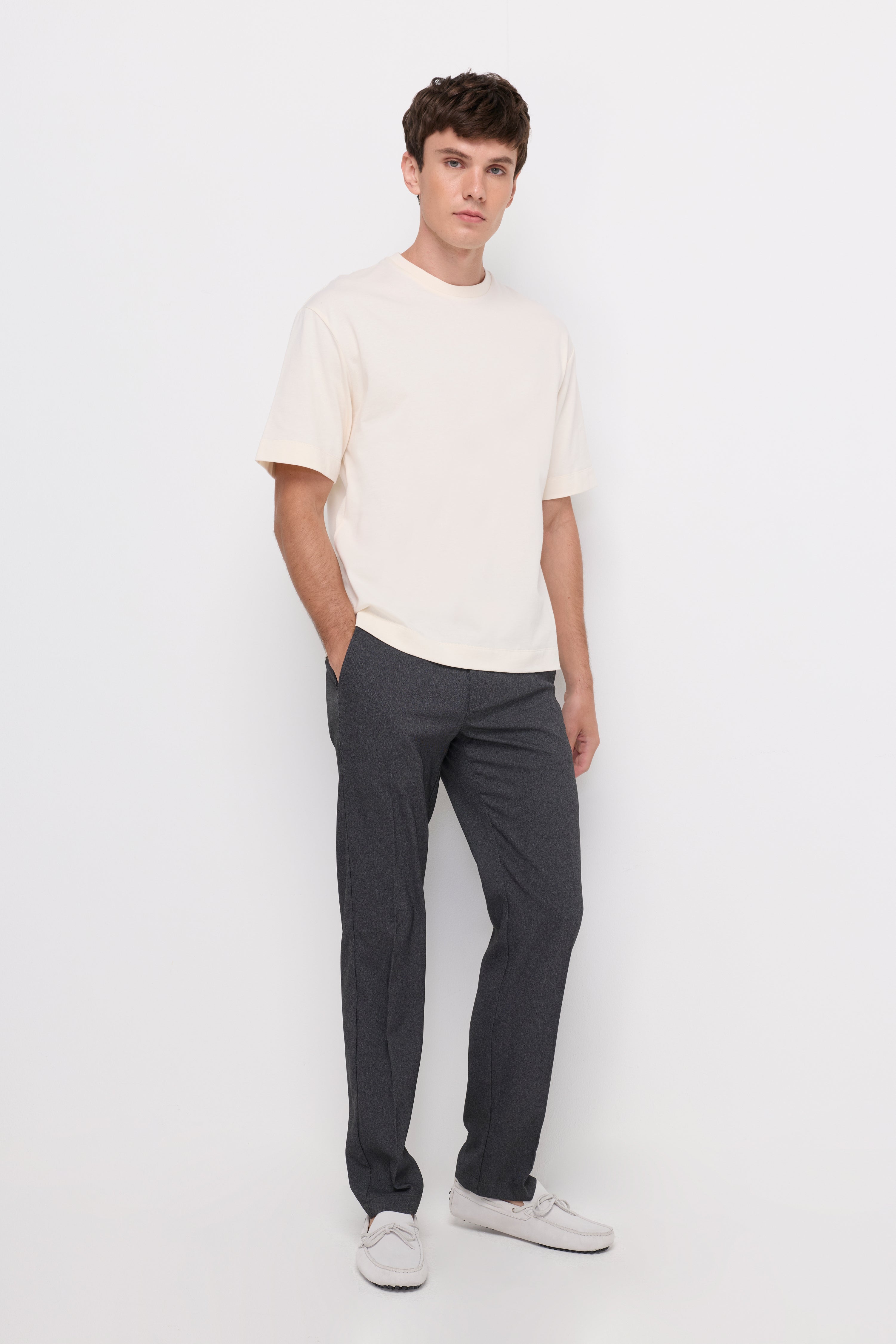 Premium Essential Crew Neck T-Shirt Cream