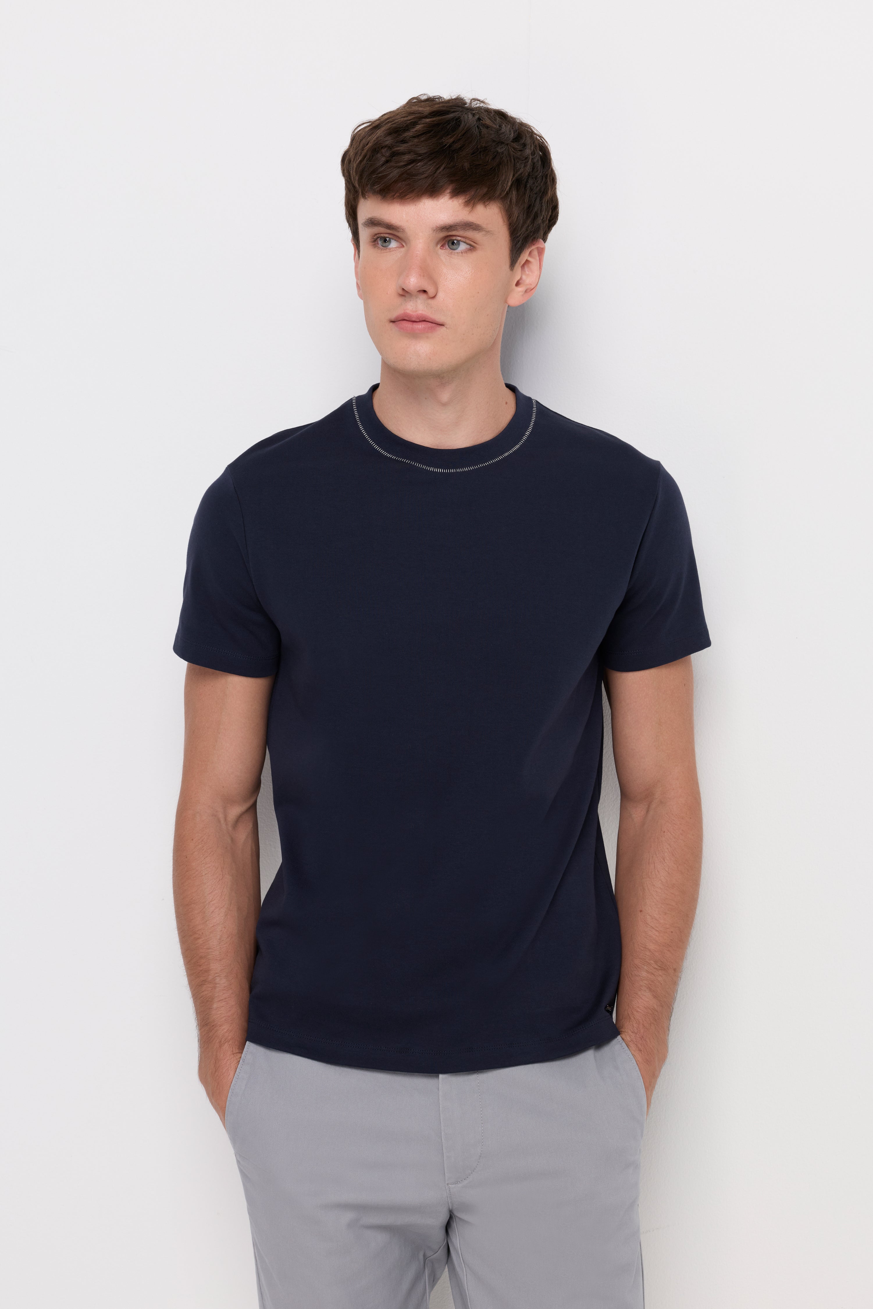Contrast Stitch Knit T-Shirt Navy