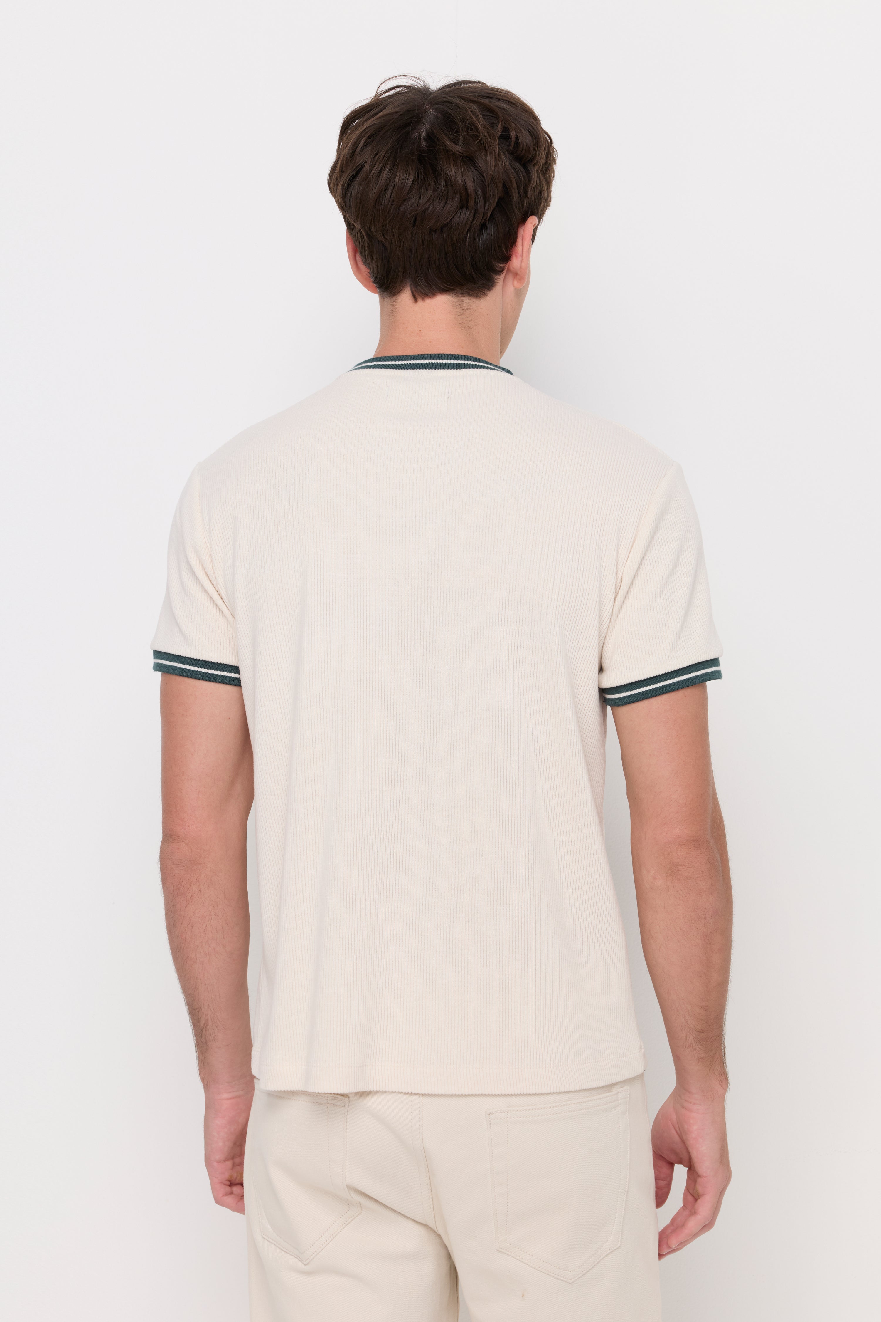 Contrast Trim Pocket T-Shirt Off-White