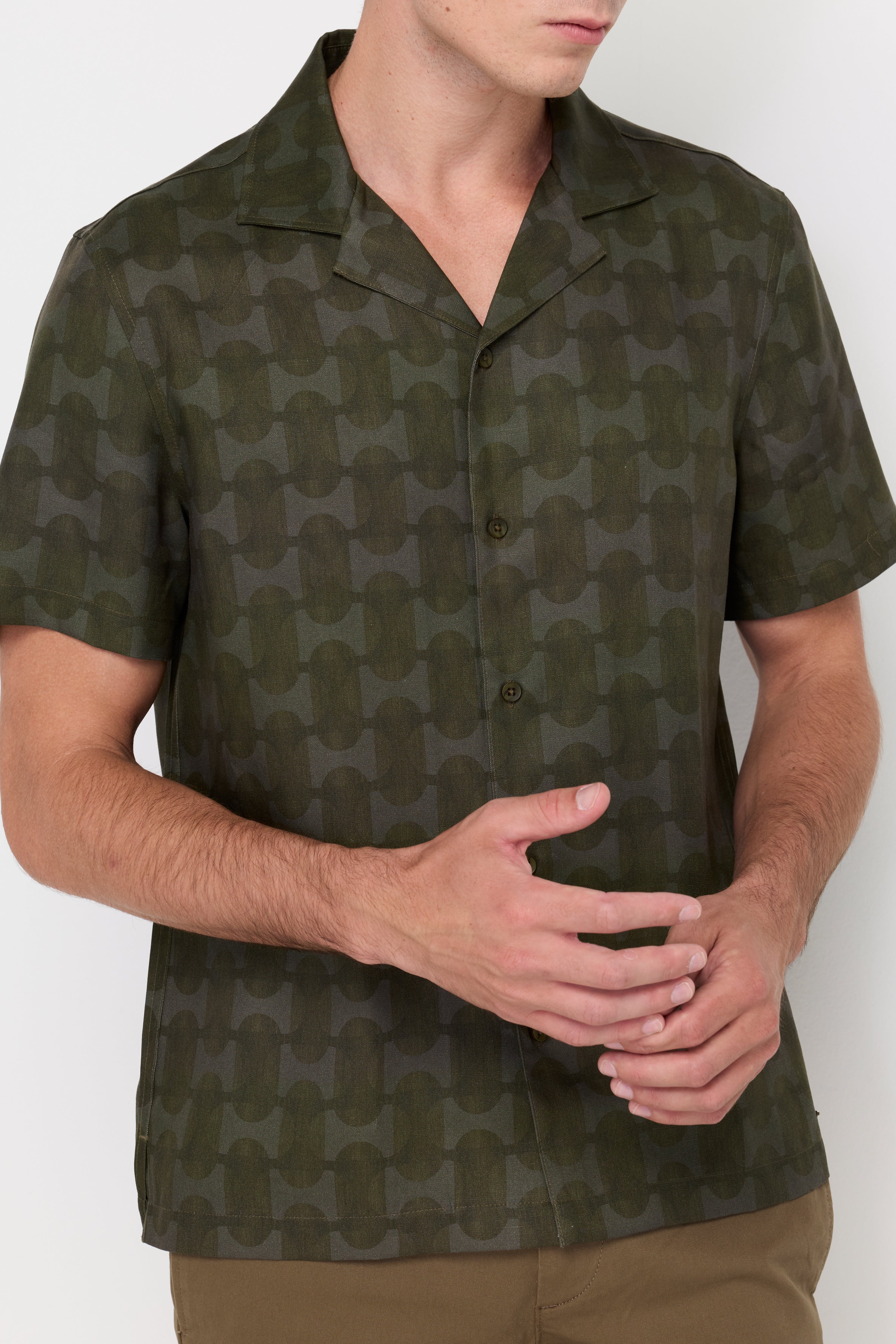 Tonal Geometric Camp-Collar Shirt Dark Green