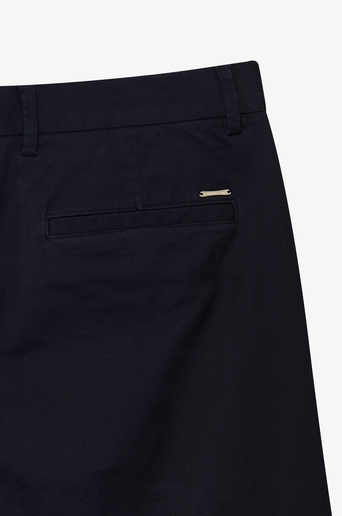 Minimal Straight Cut Tailored Shorts