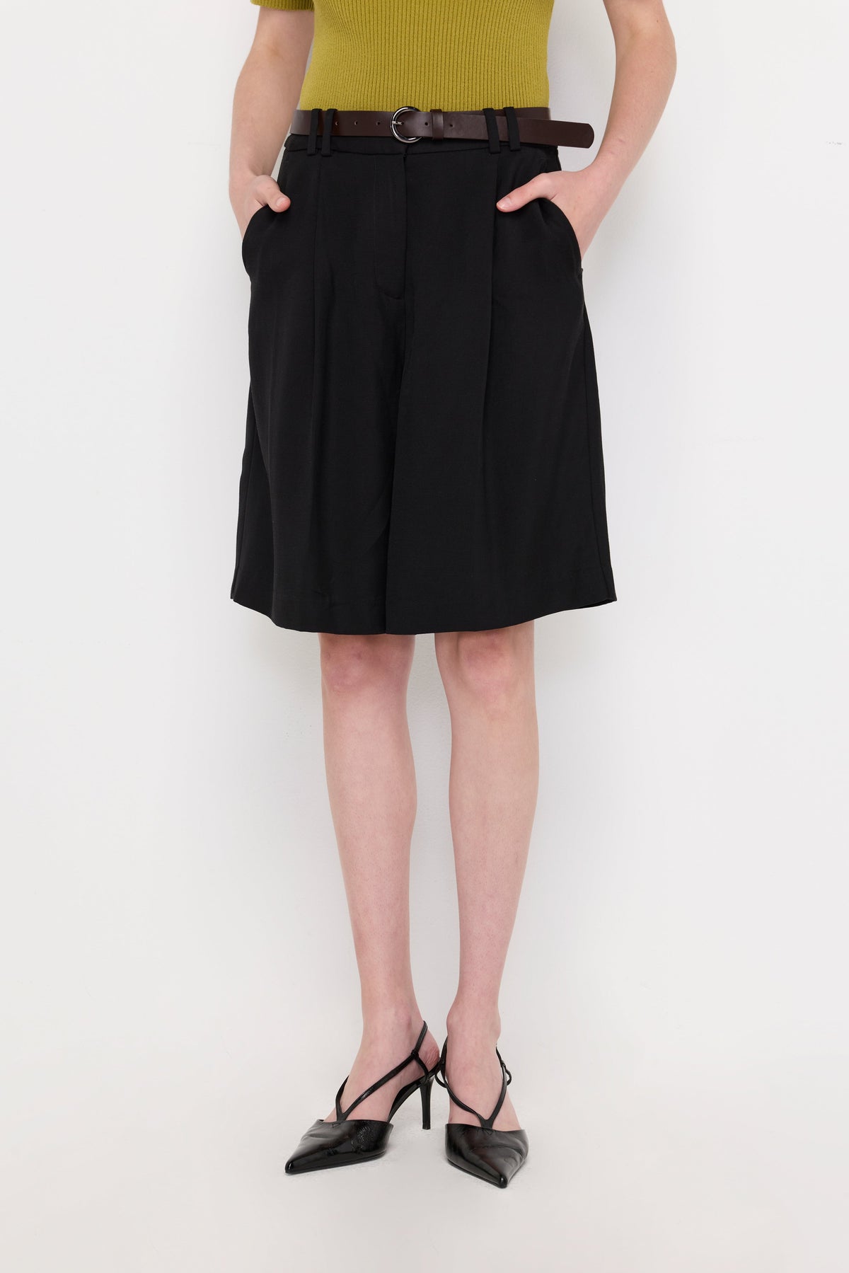 Belted Pleated Tailored Shorts Black