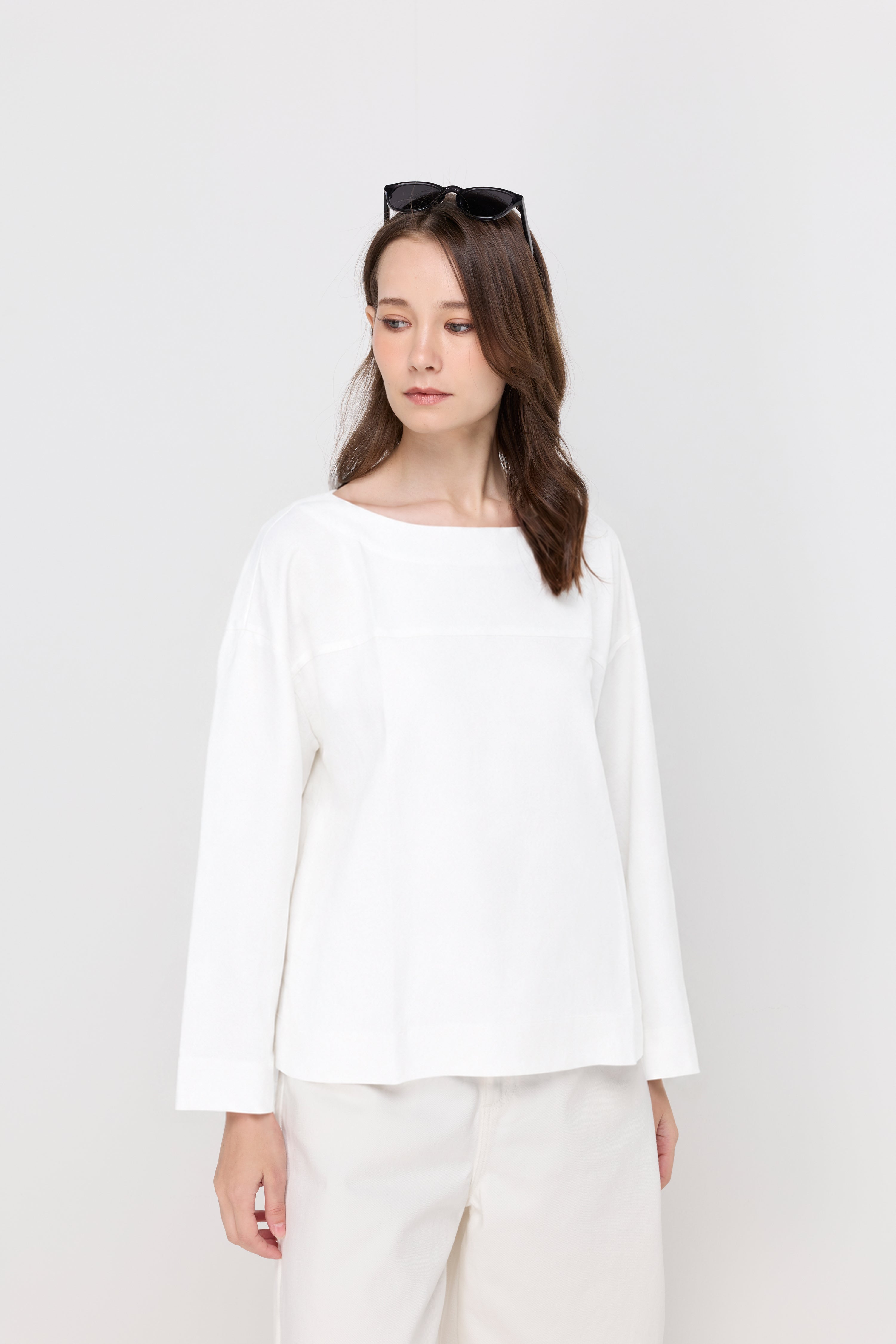 Relaxed Boat Neck Linen Blouse Off-White