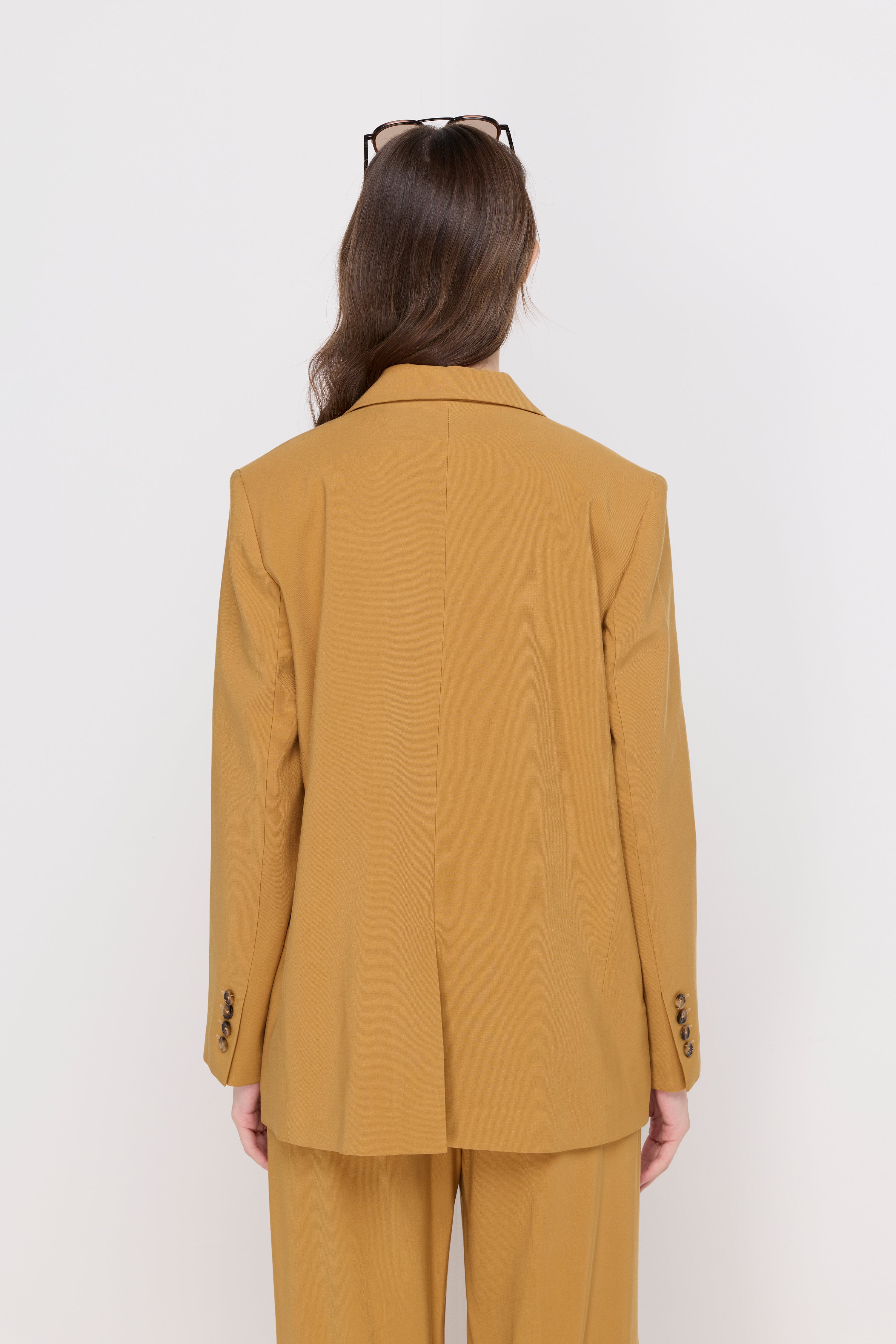 Tailored Single-Breasted Blazer Brown