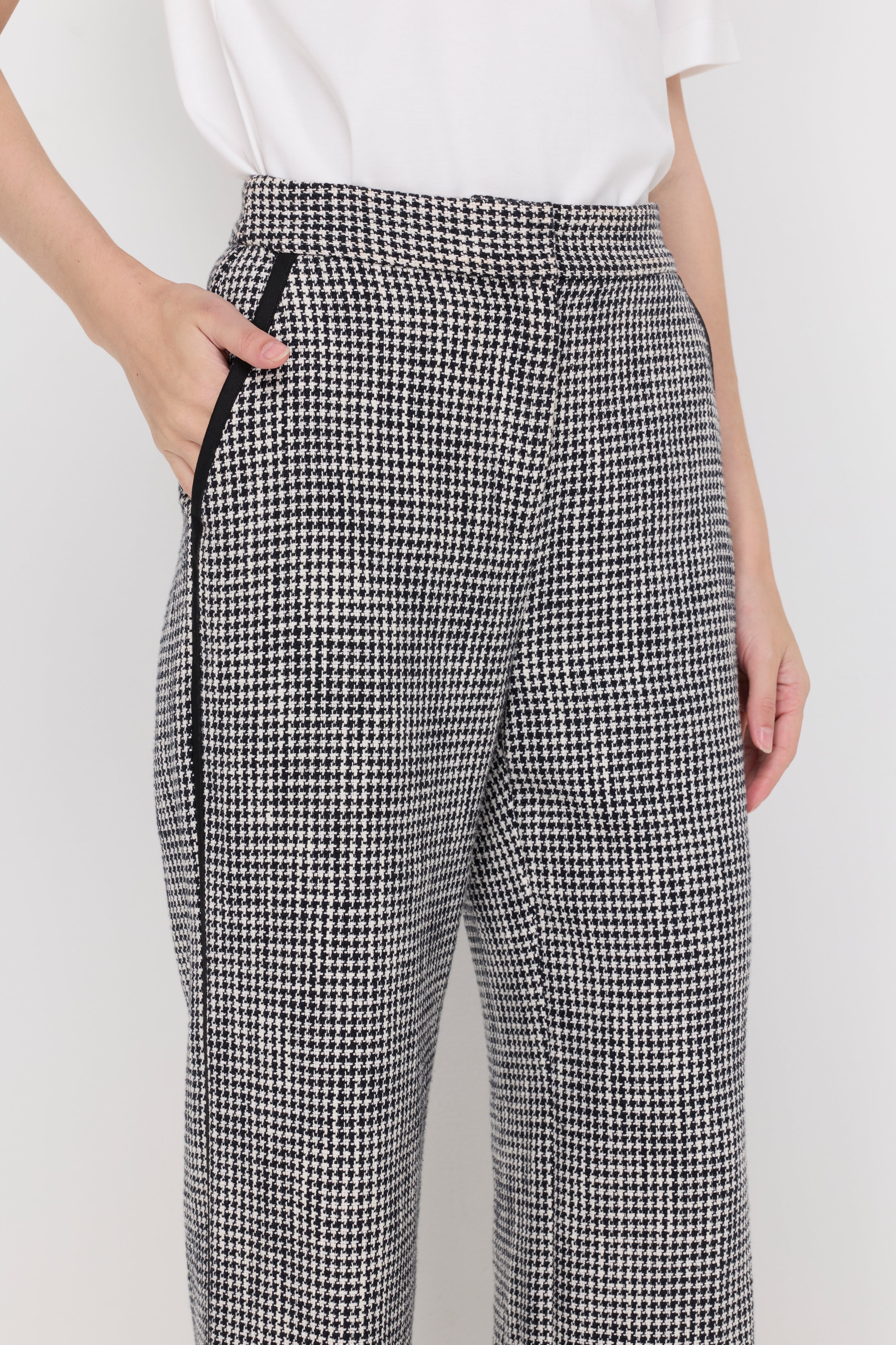 Houndstooth Wide-Leg Tailored Trousers Check Black