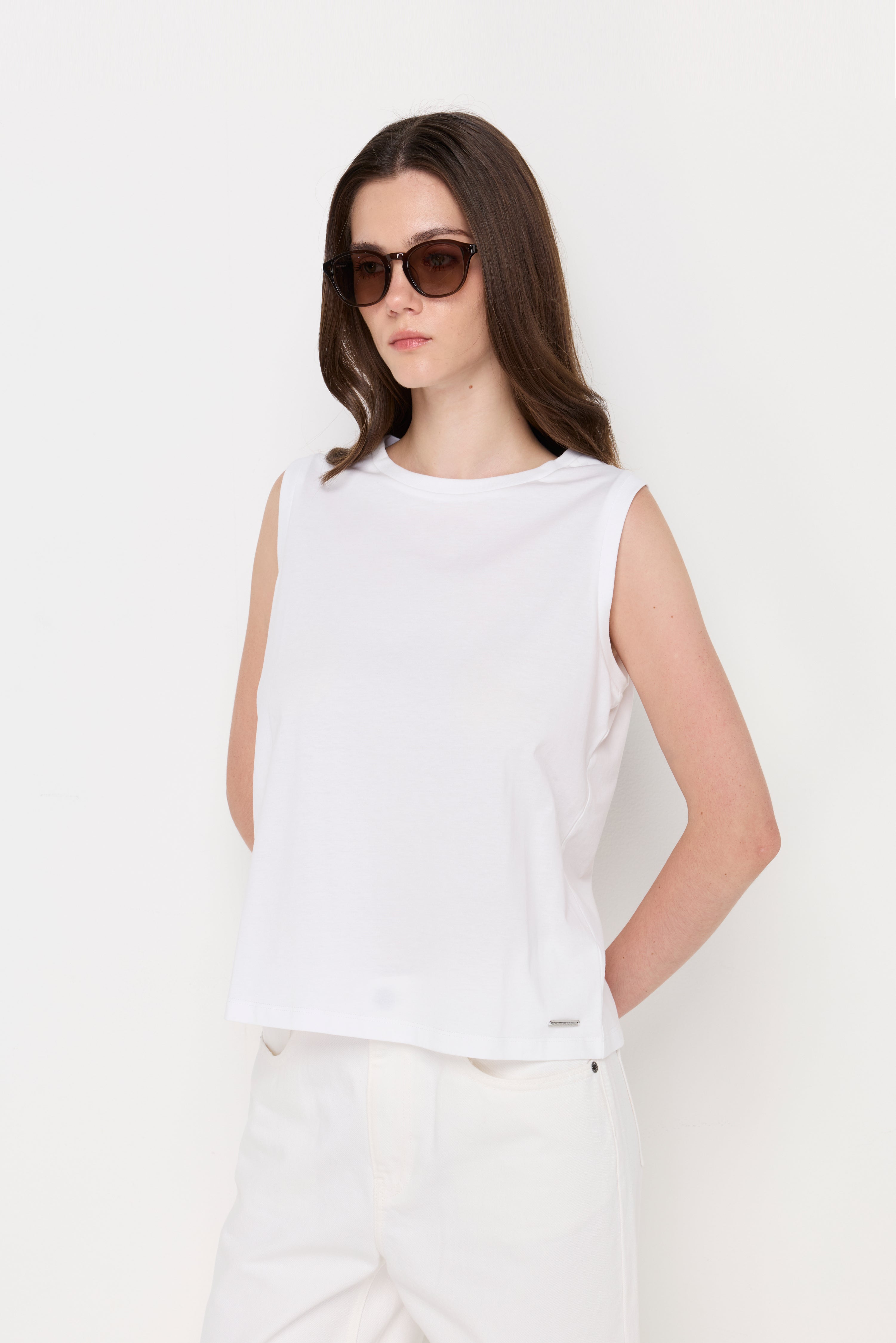 Essential Sleeveless Knit Top Off-White